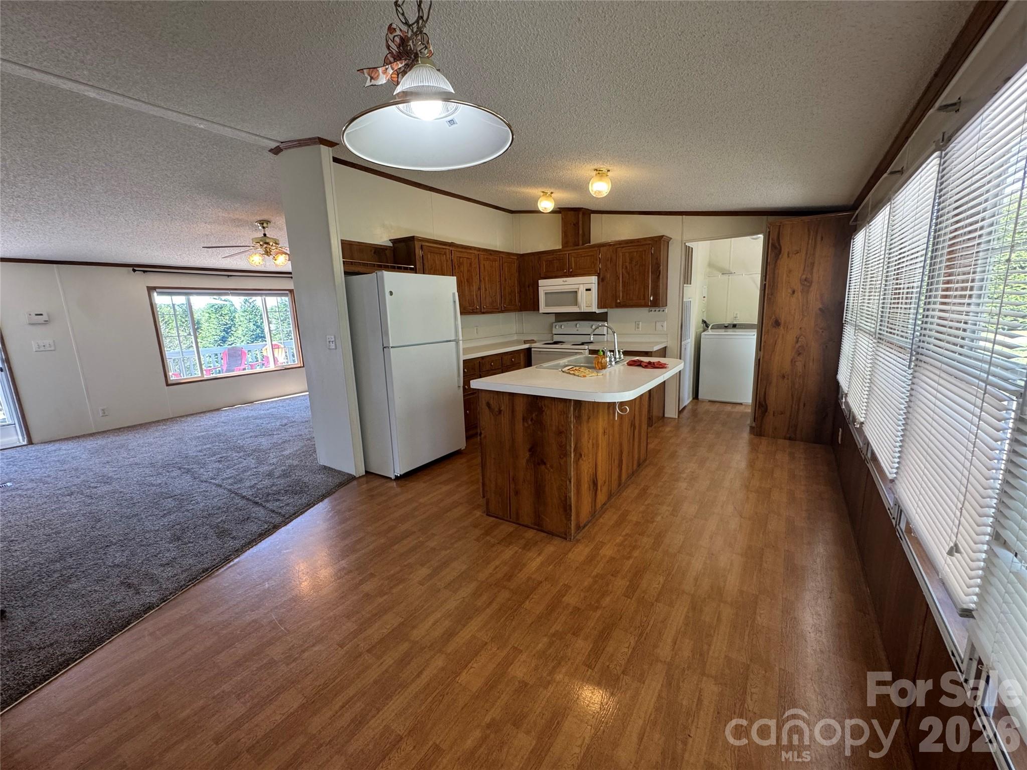 51 Little Hungry Road — Hendersonville