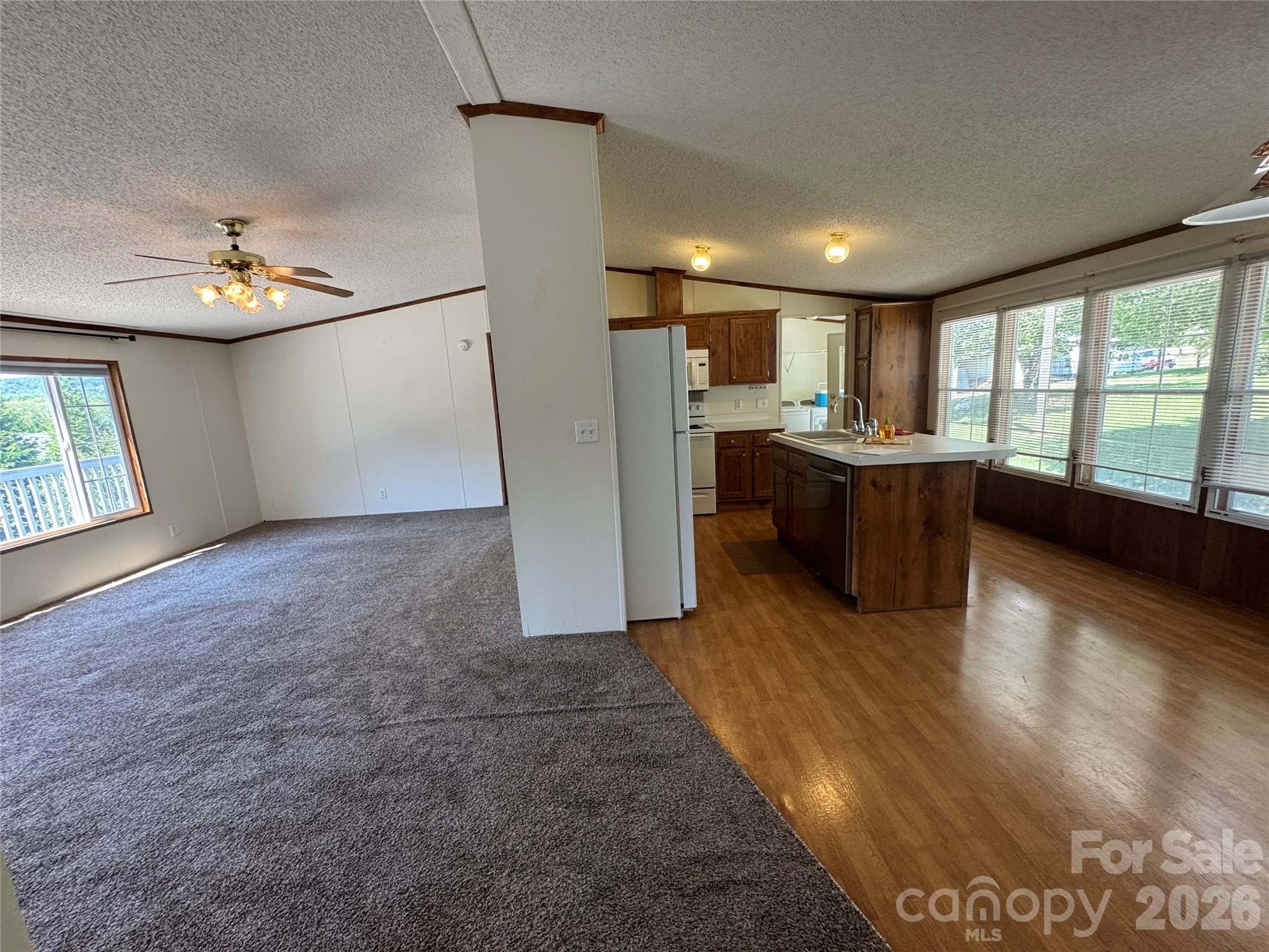 51 Little Hungry Road — Hendersonville