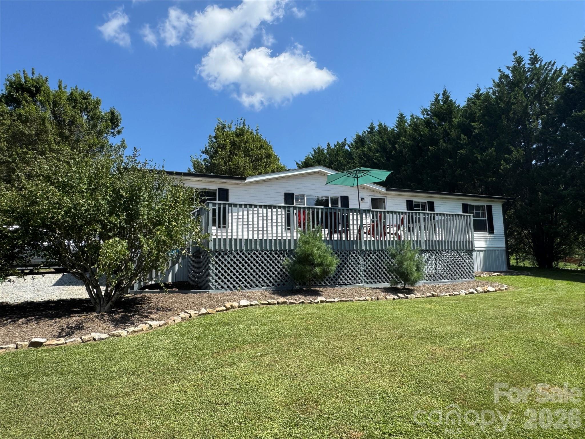 51 Little Hungry Road — Hendersonville