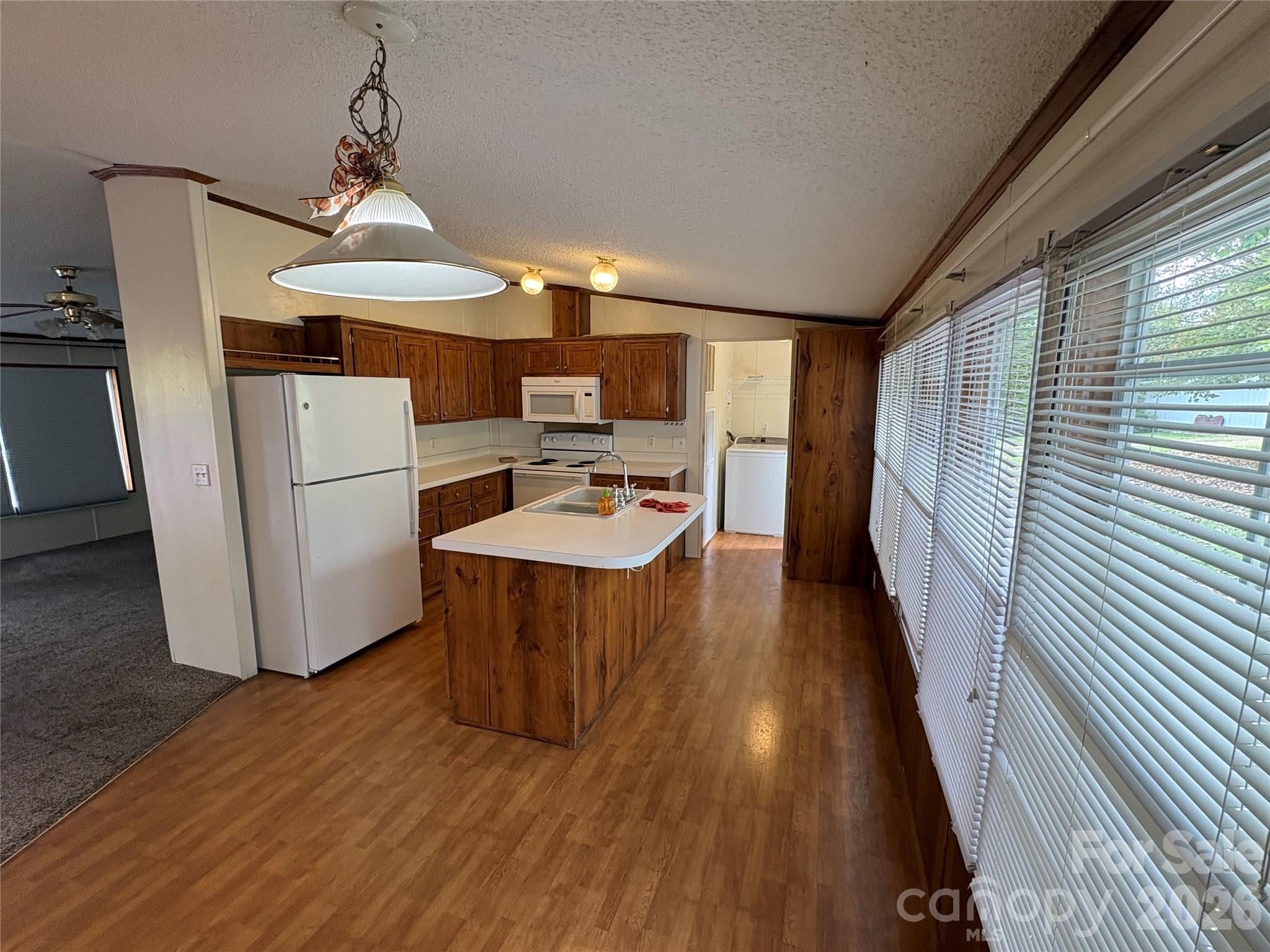 51 Little Hungry Road — Hendersonville