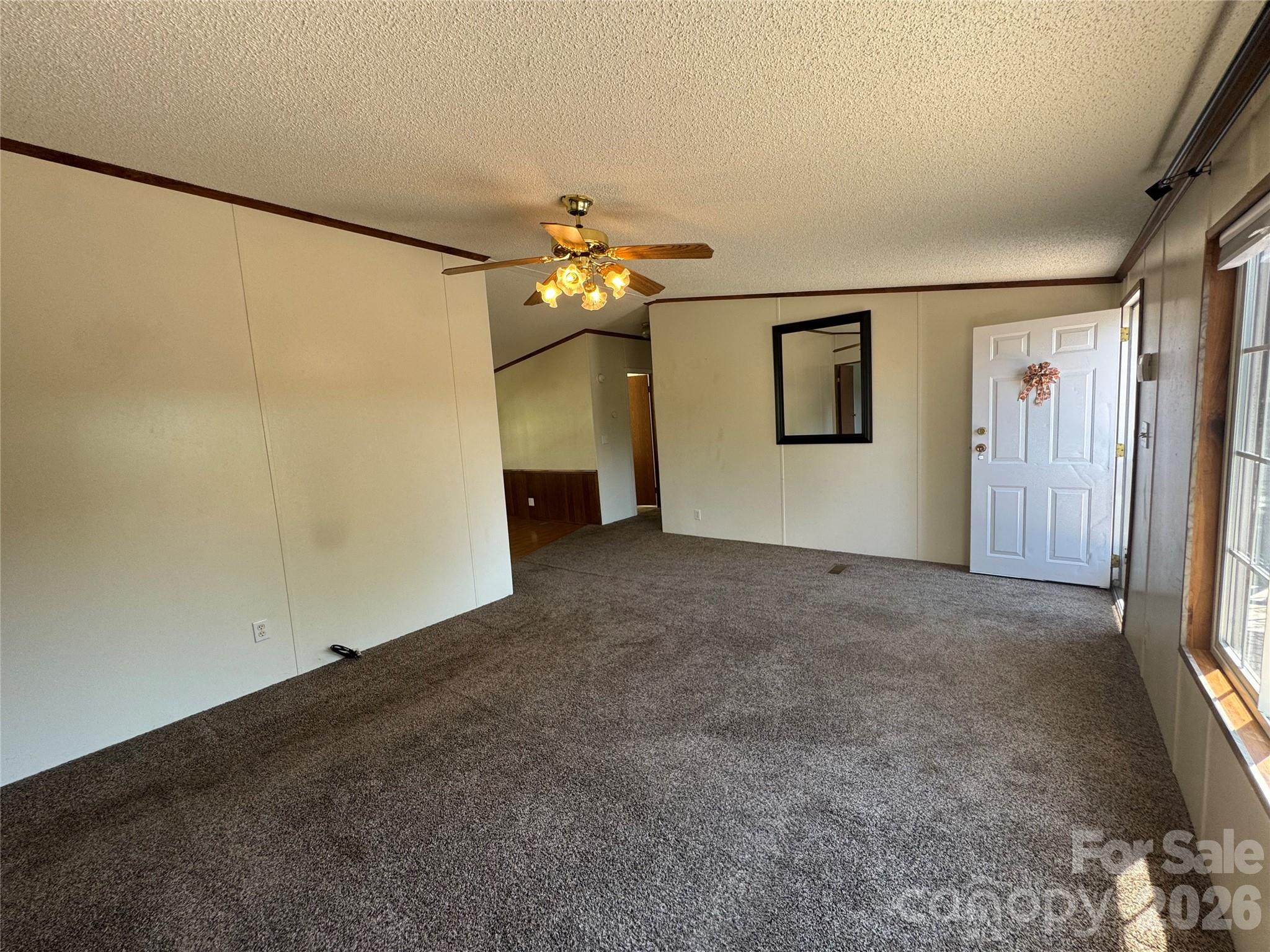 51 Little Hungry Road — Hendersonville