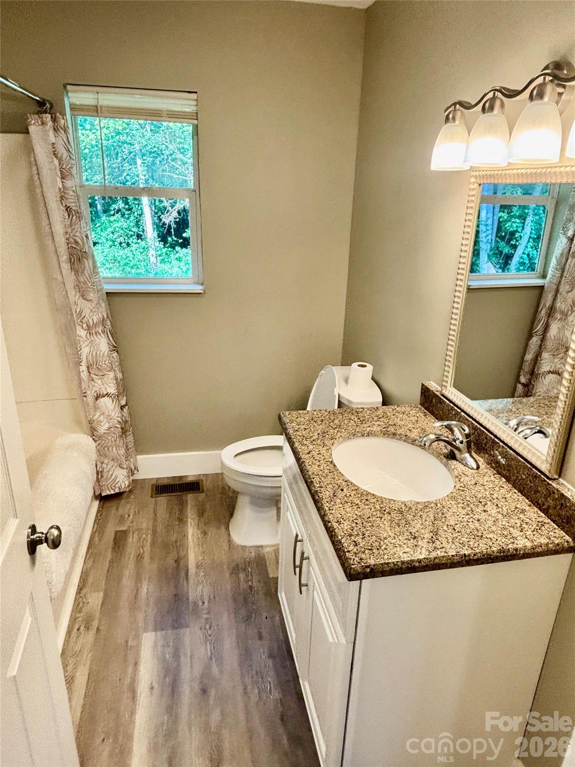 6622 Mountain Grove Road — Hickory