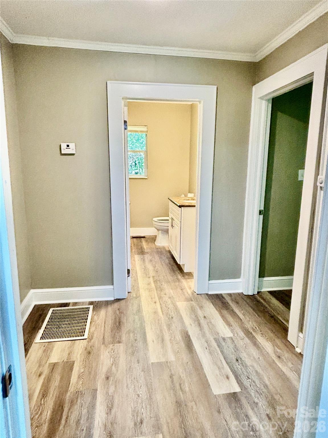 6622 Mountain Grove Road — Hickory