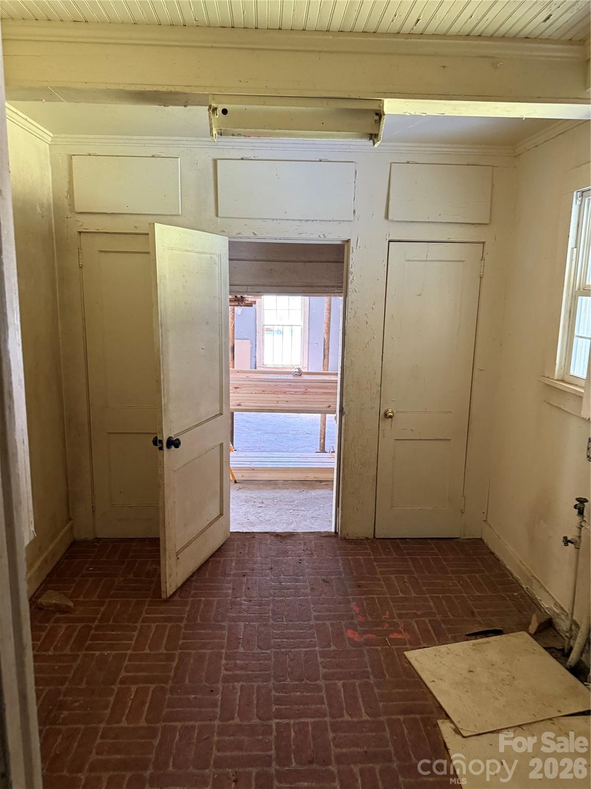 310 Sells Road — Salisbury