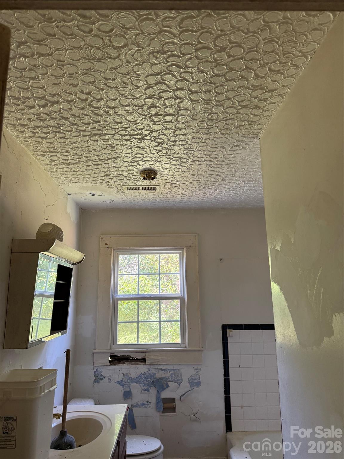 310 Sells Road — Salisbury