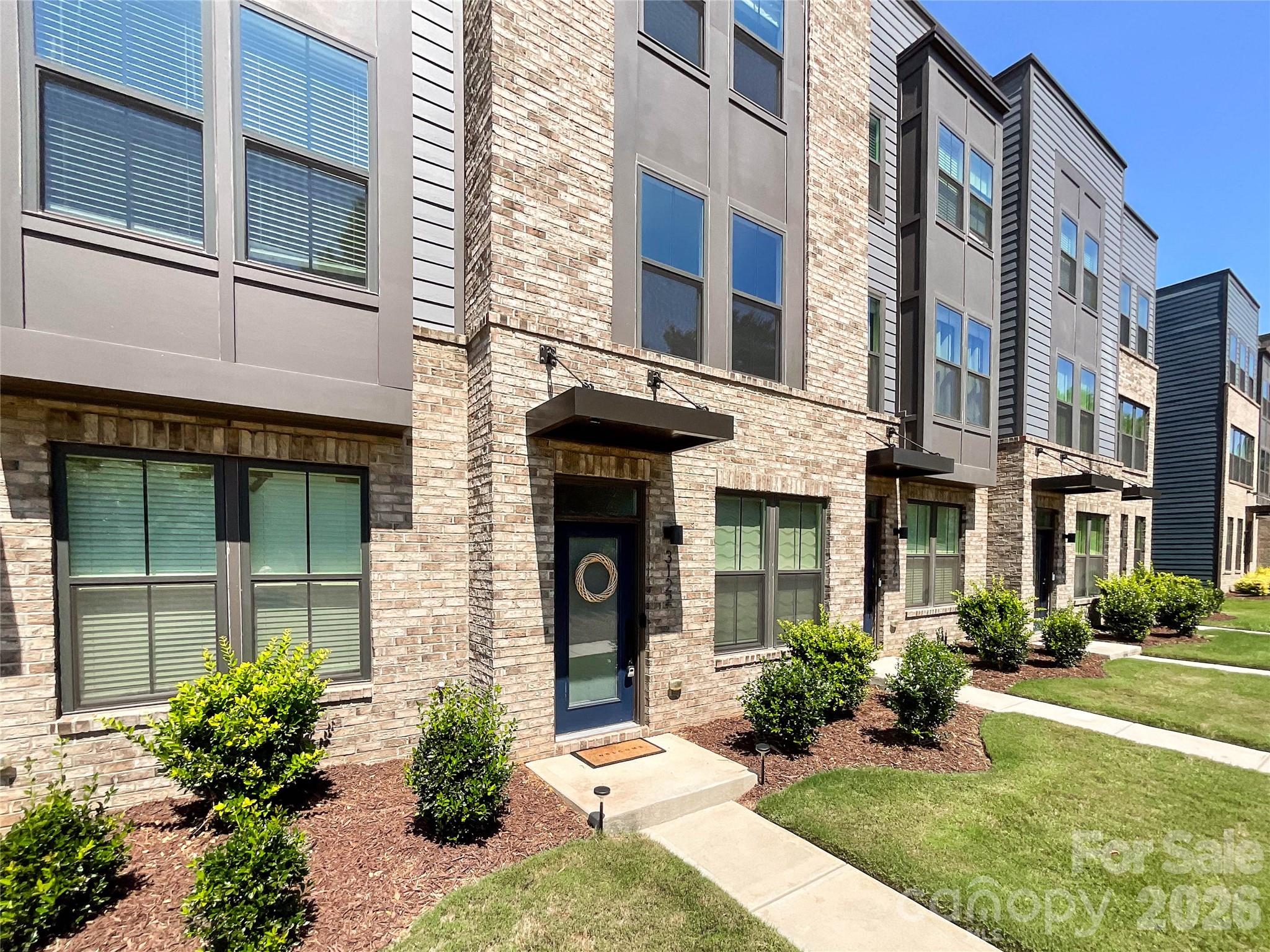 3122 Coquina Lane — Charlotte