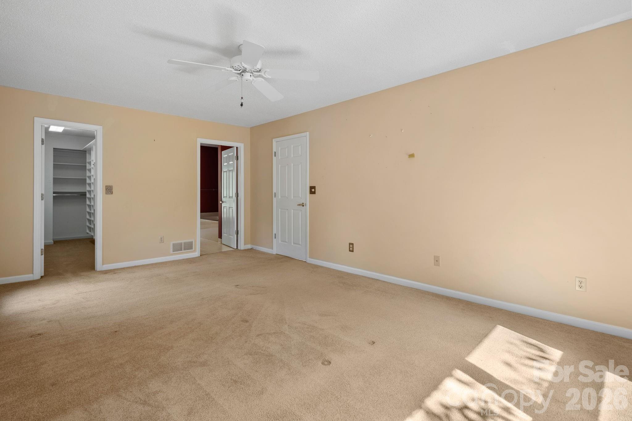 324 DAWNBROOK Drive — Flat Rock
