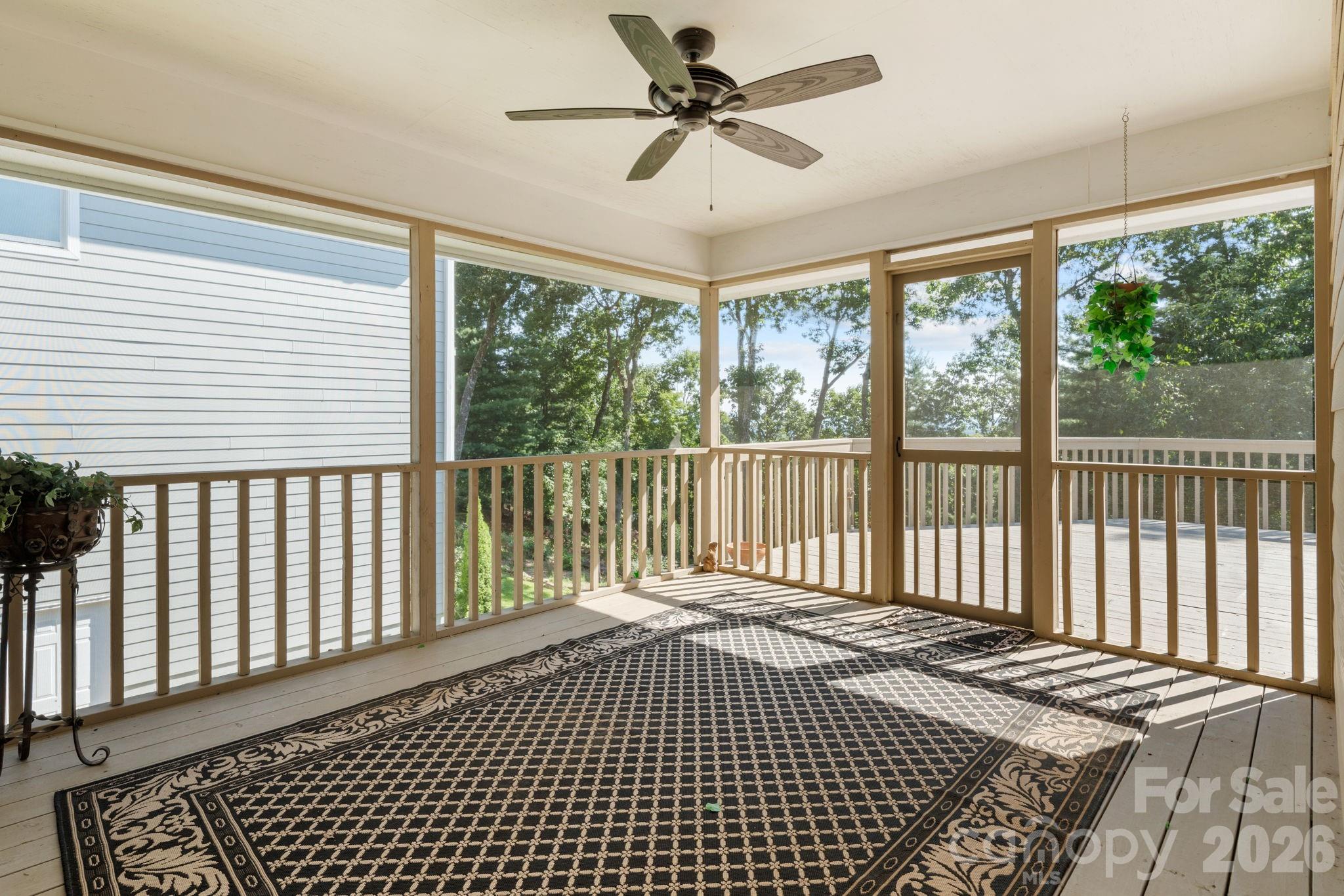 324 DAWNBROOK Drive — Flat Rock