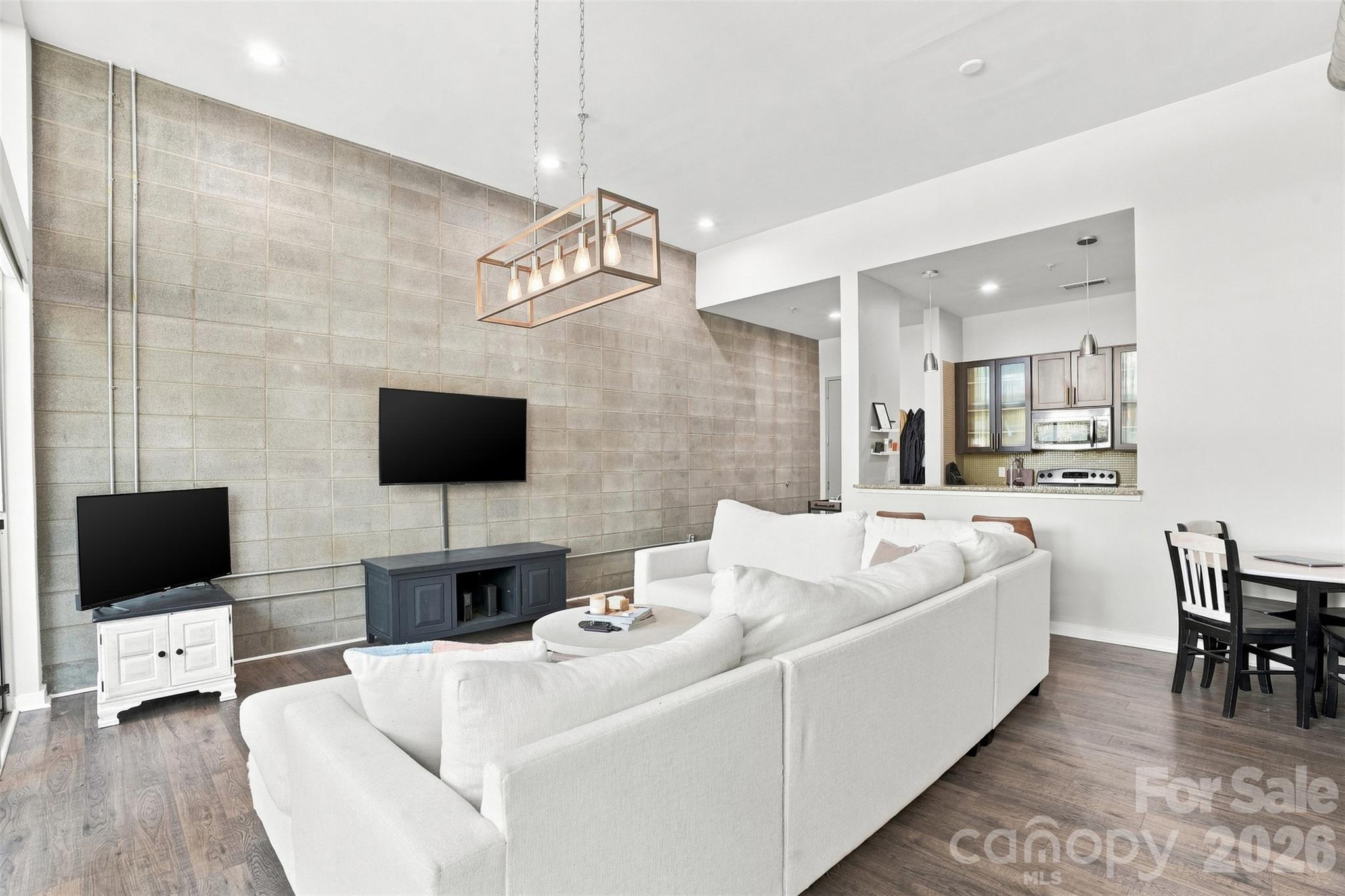 2116 Mcclintock Road — Charlotte