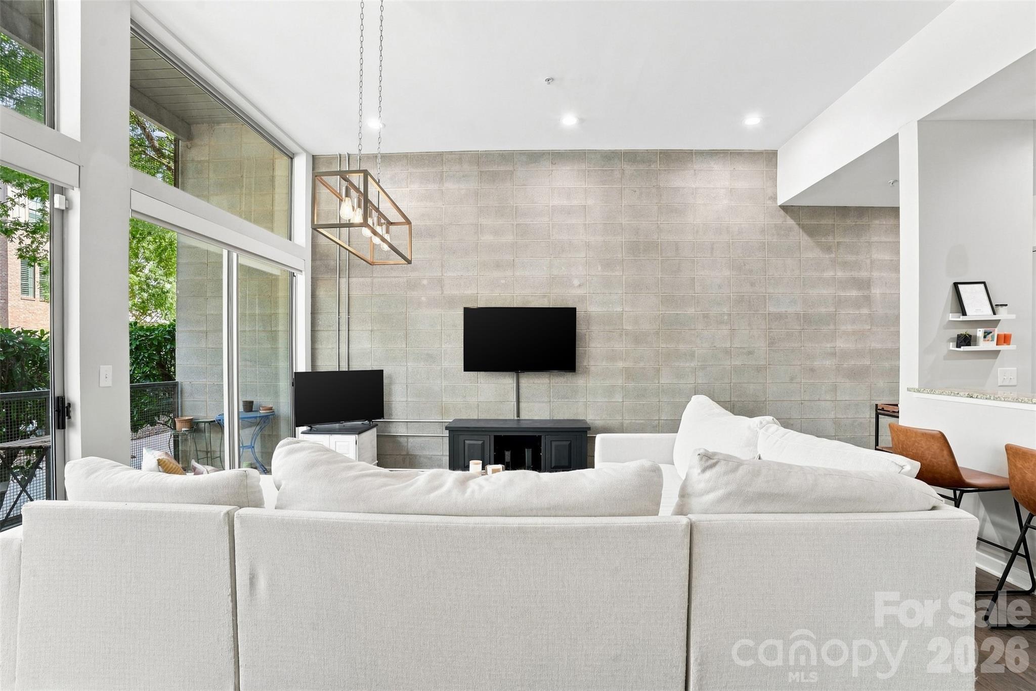 2116 Mcclintock Road — Charlotte