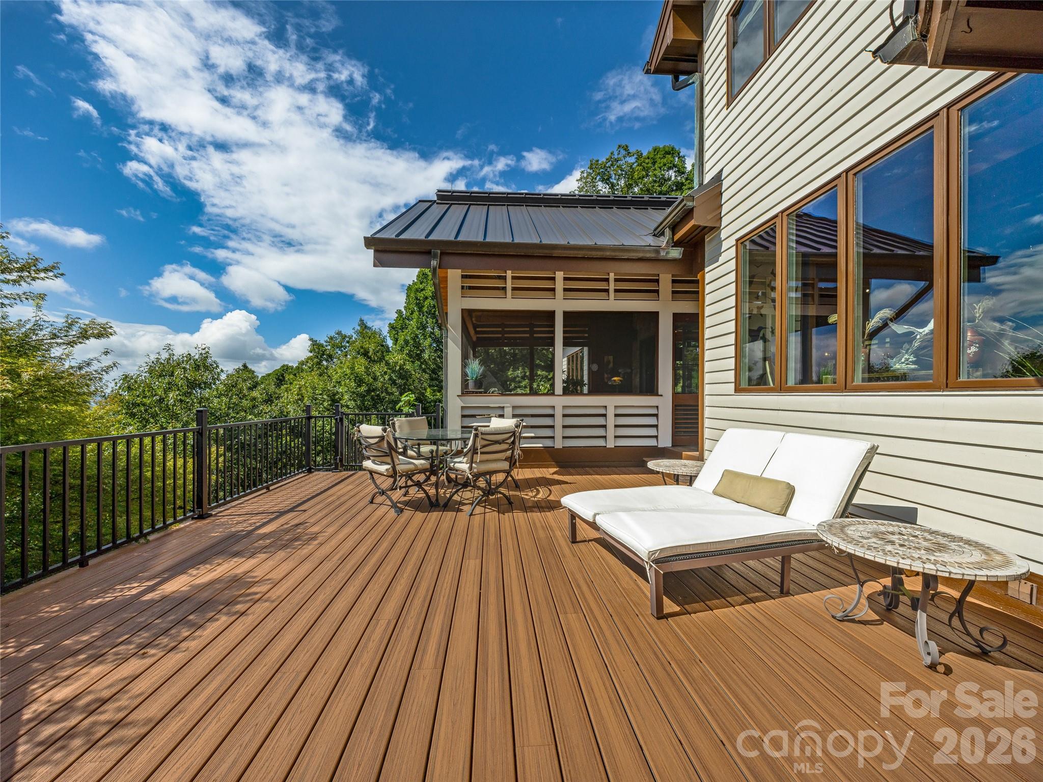 10 Beaverbrook Court — Asheville