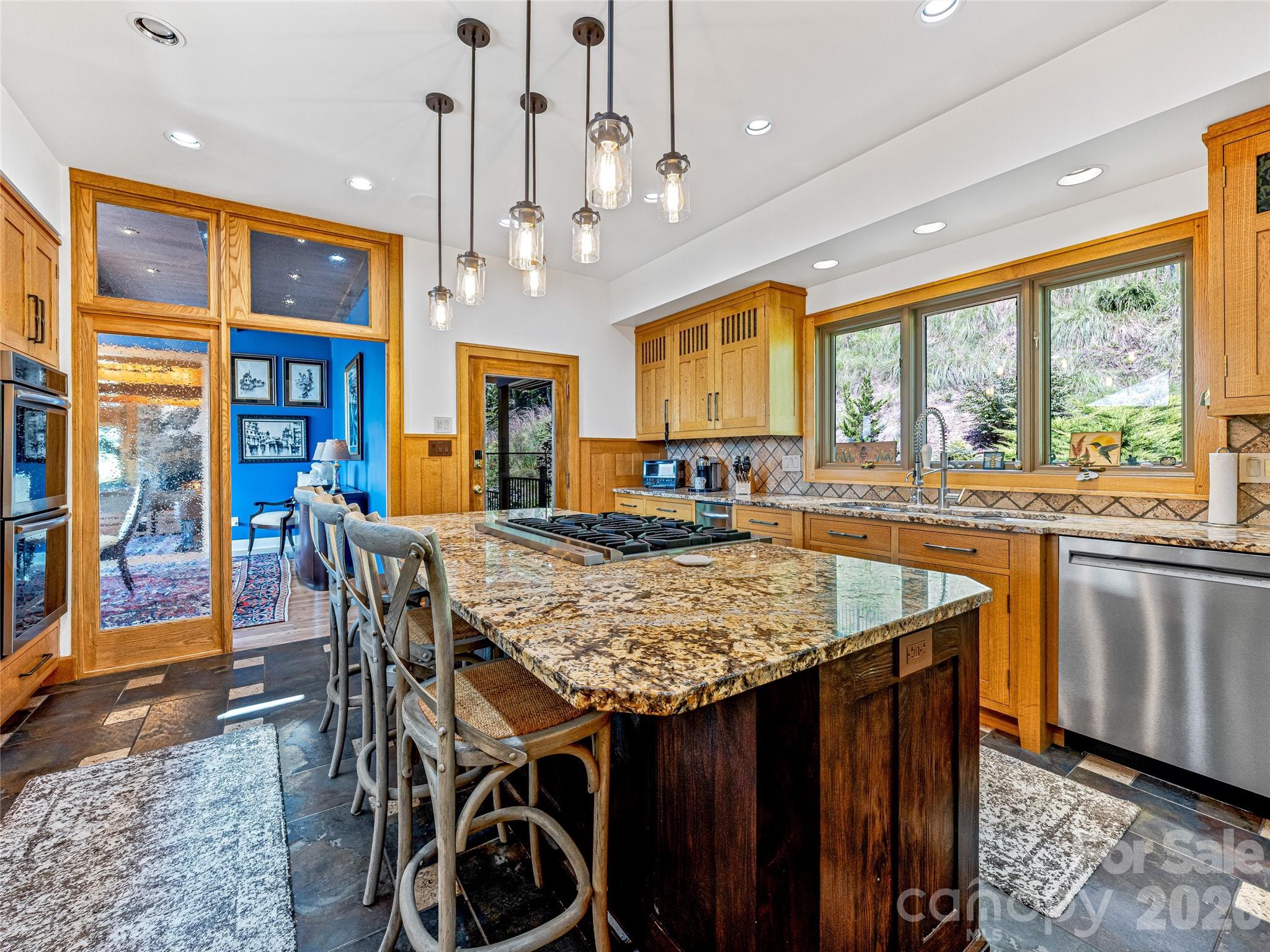 10 Beaverbrook Court — Asheville