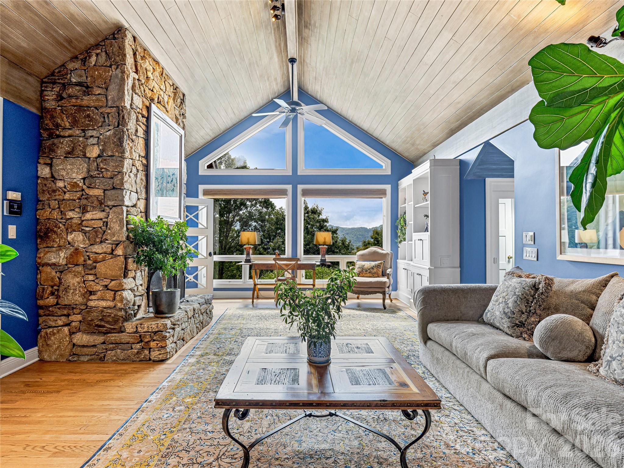 10 Beaverbrook Court — Asheville
