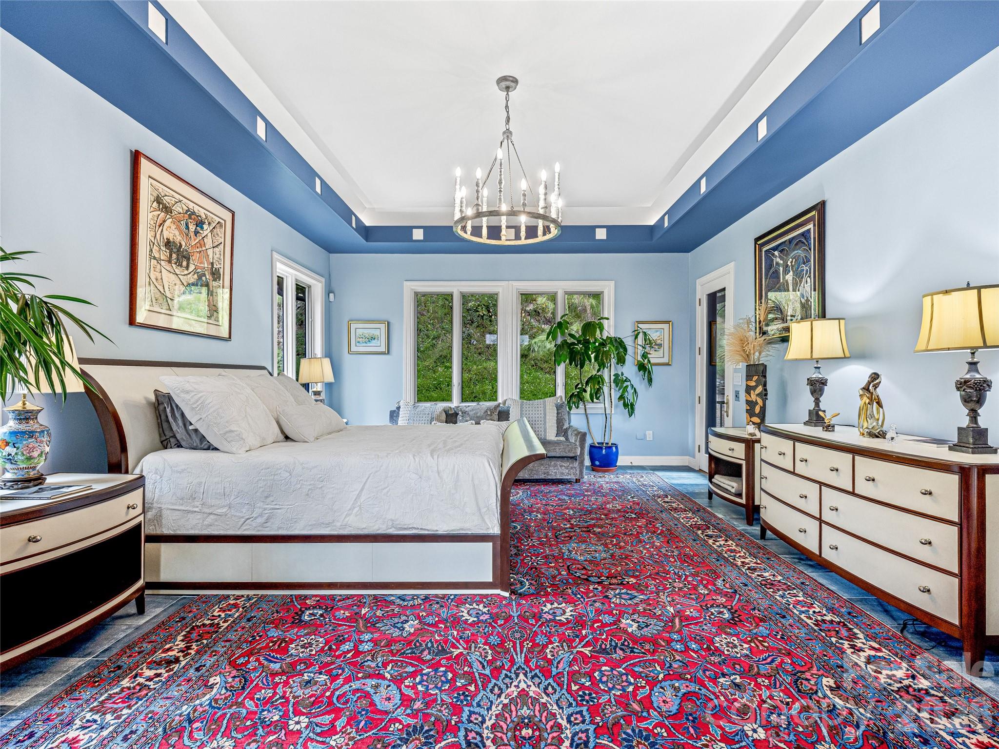 10 Beaverbrook Court — Asheville