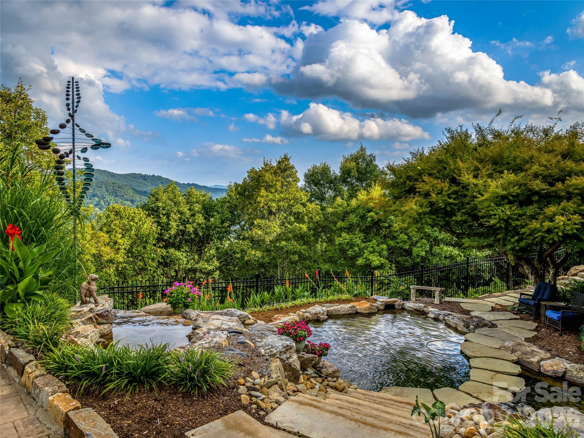 10 Beaverbrook Court — Asheville