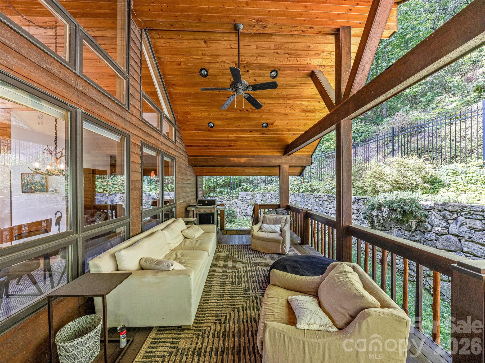 10 Beaverbrook Court — Asheville