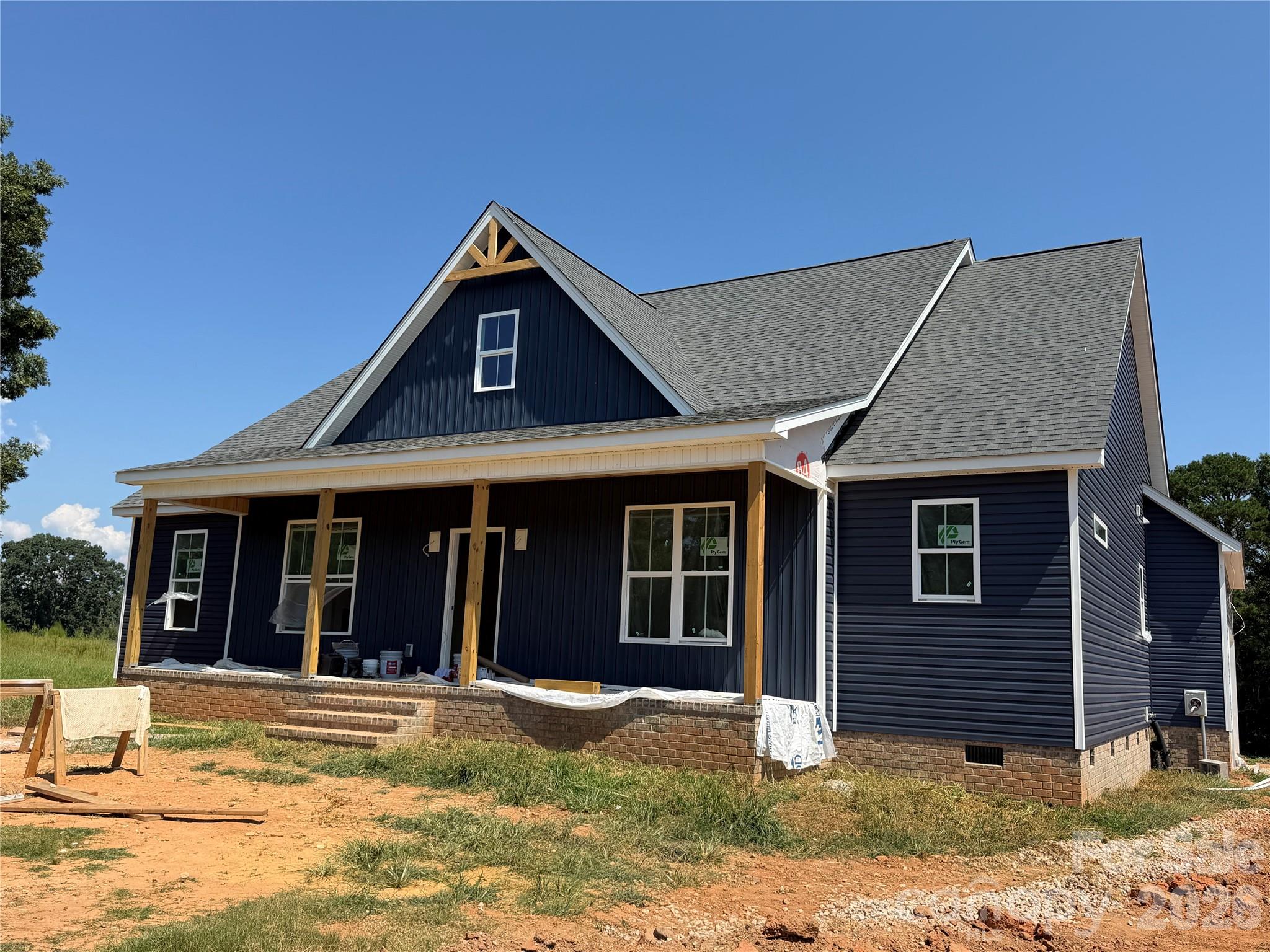 202 Northbrook III School Road — Vale