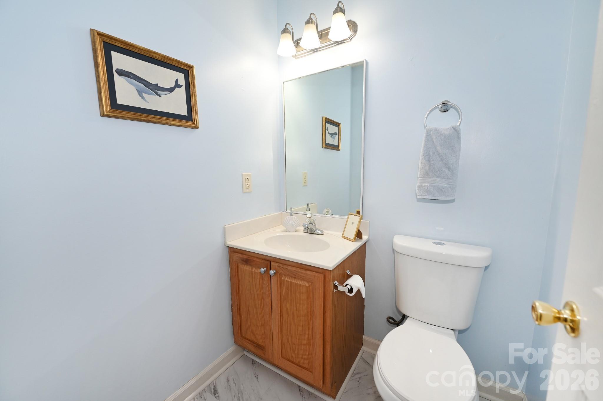 236 17th Avenue SE — Hickory