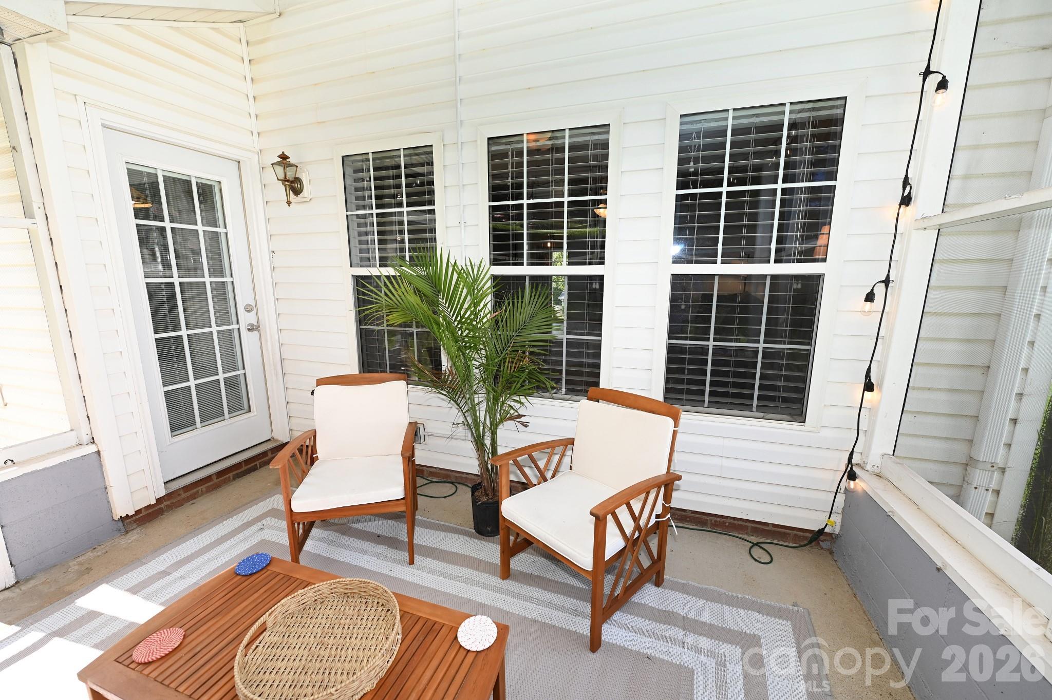 236 17th Avenue SE — Hickory