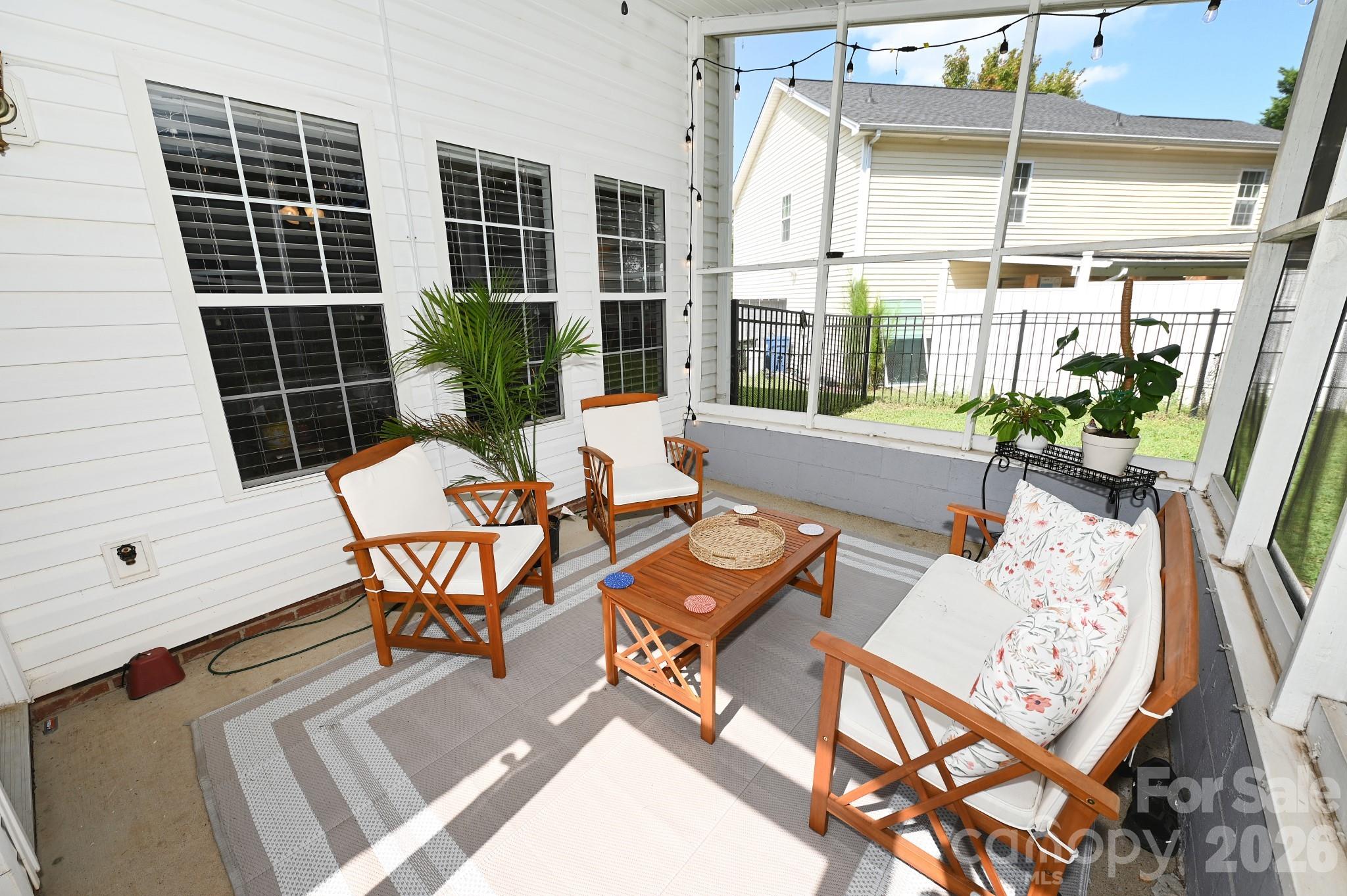 236 17th Avenue SE — Hickory