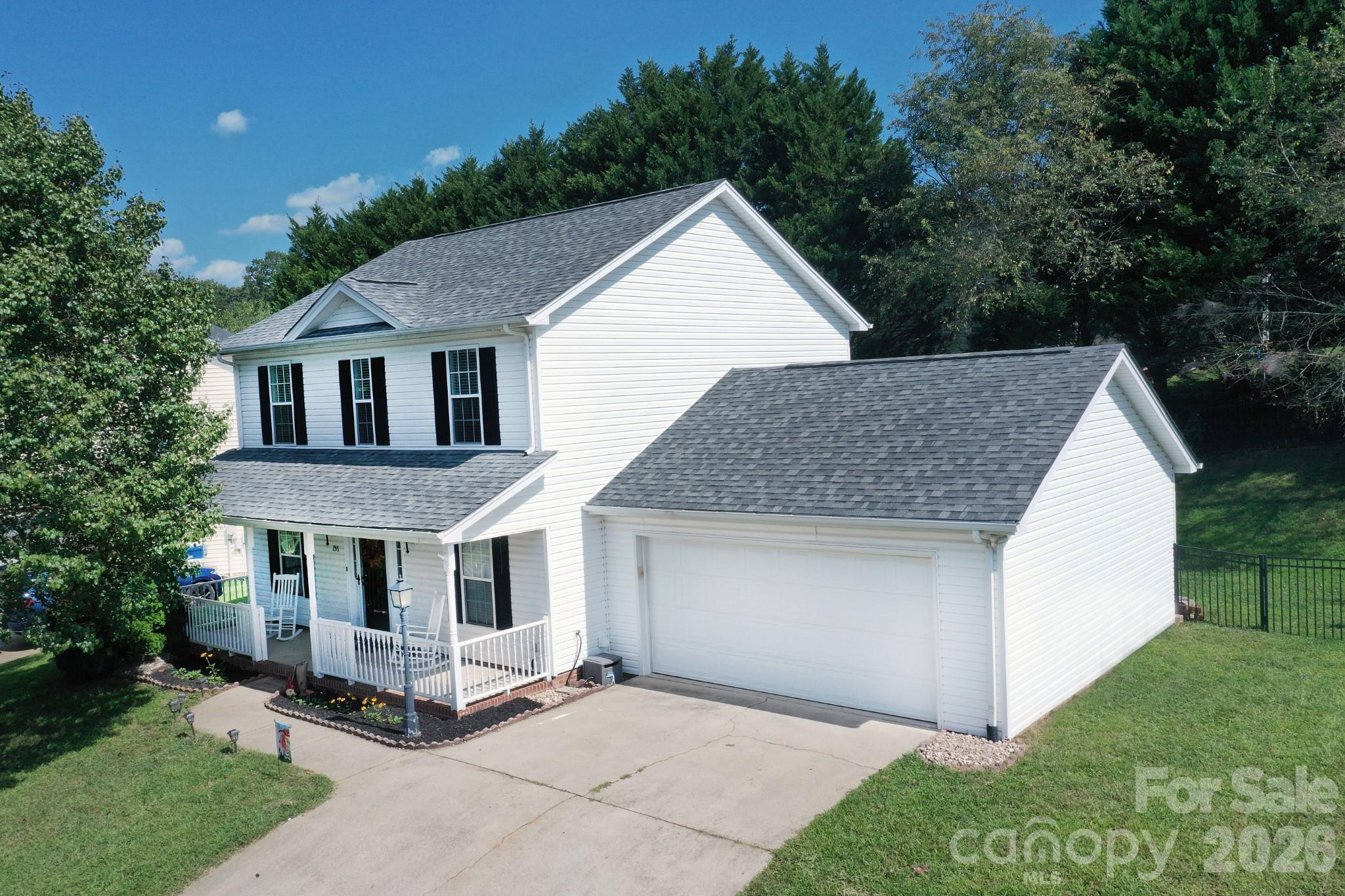 236 17th Avenue SE — Hickory