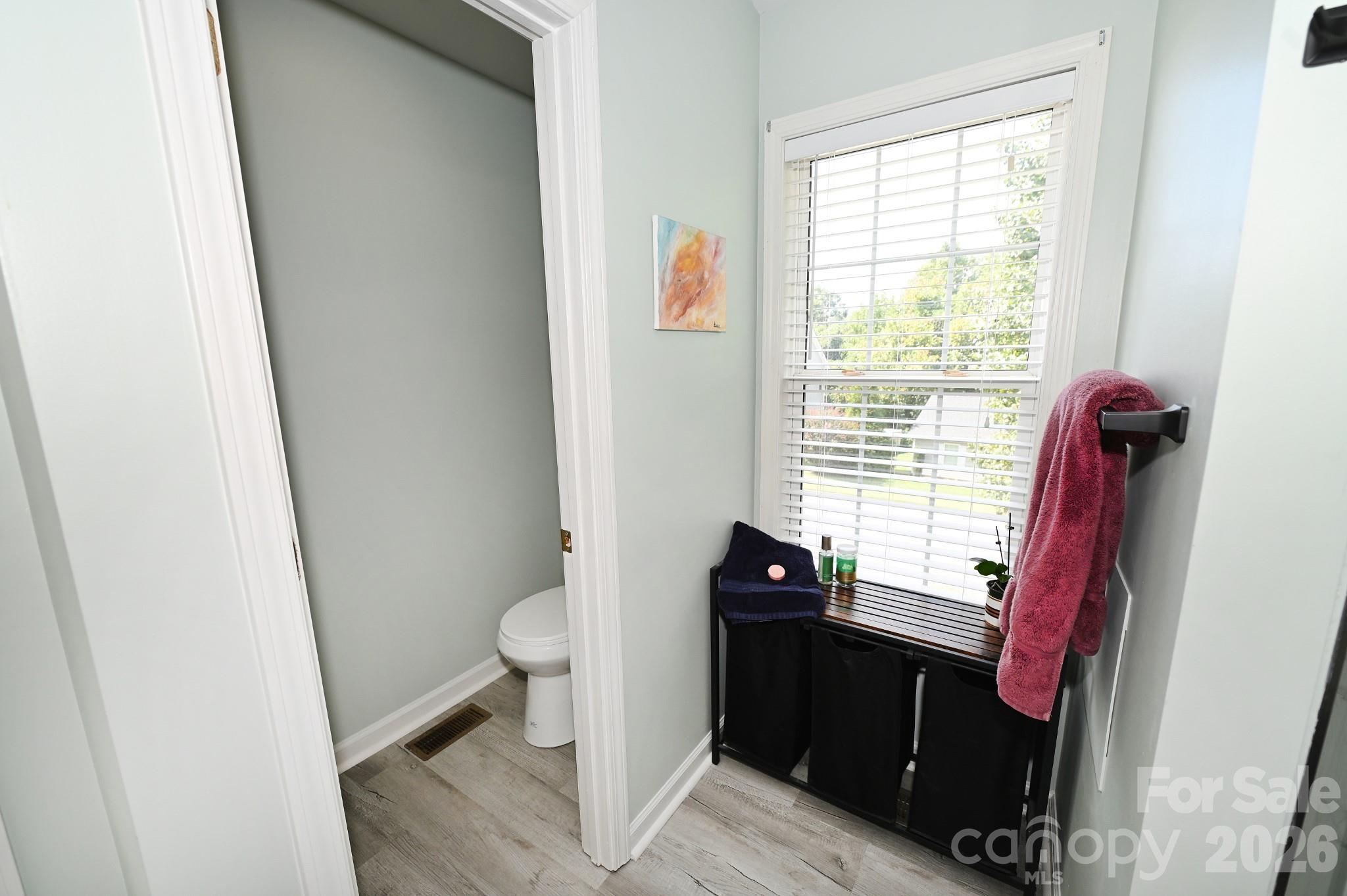 236 17th Avenue SE — Hickory