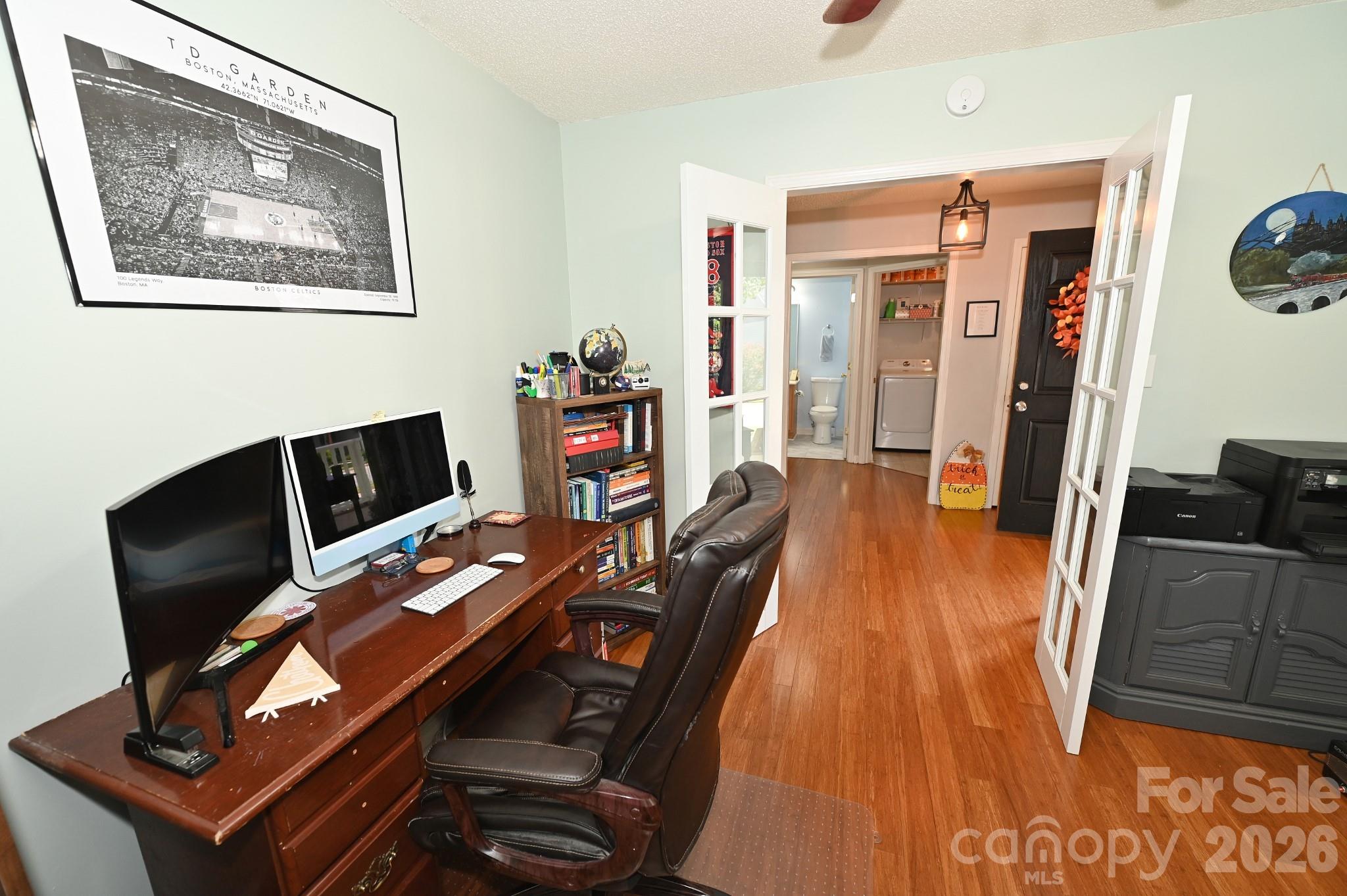 236 17th Avenue SE — Hickory