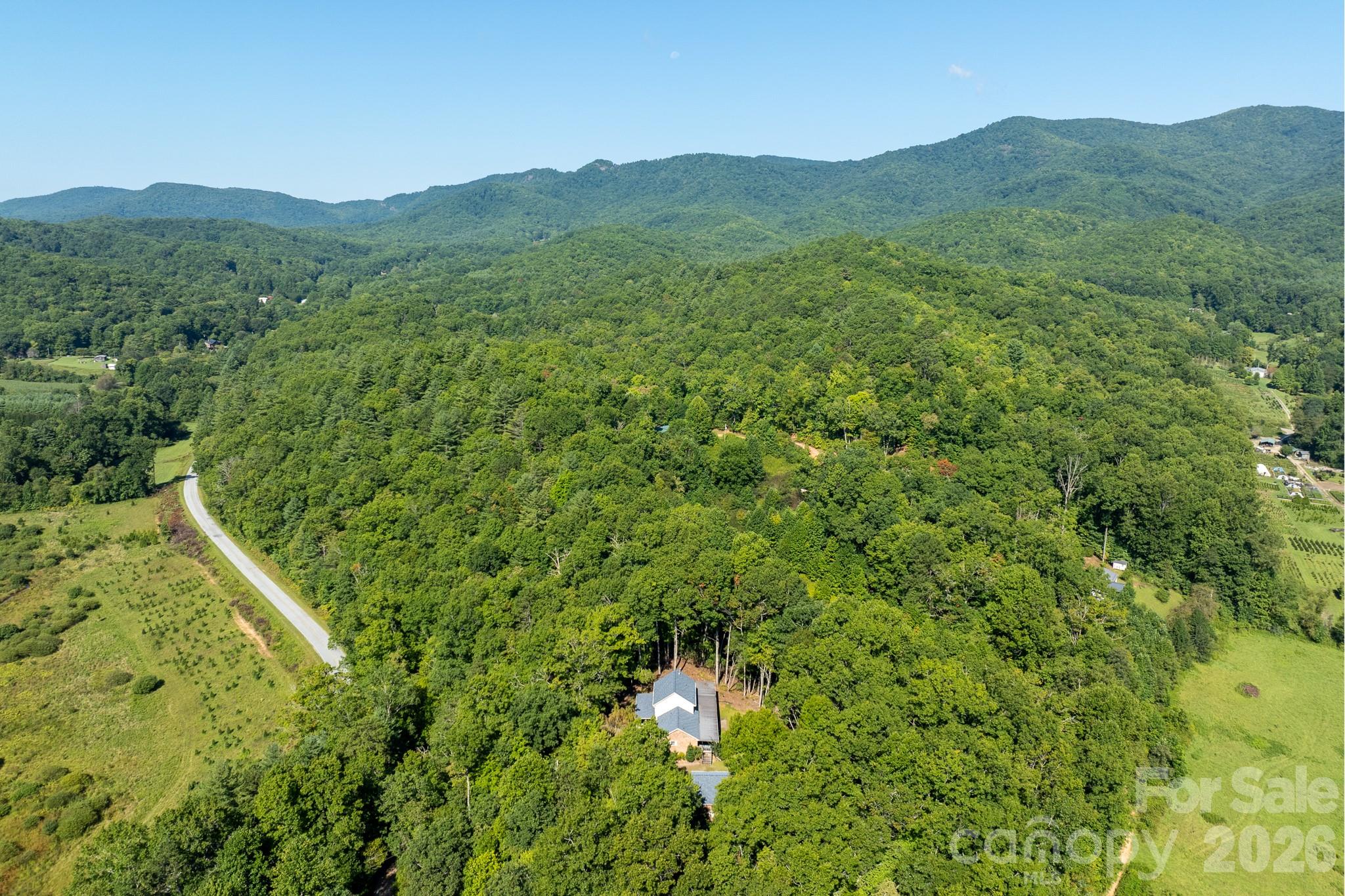 1886 Tanasee Gap Road — Balsam Grove