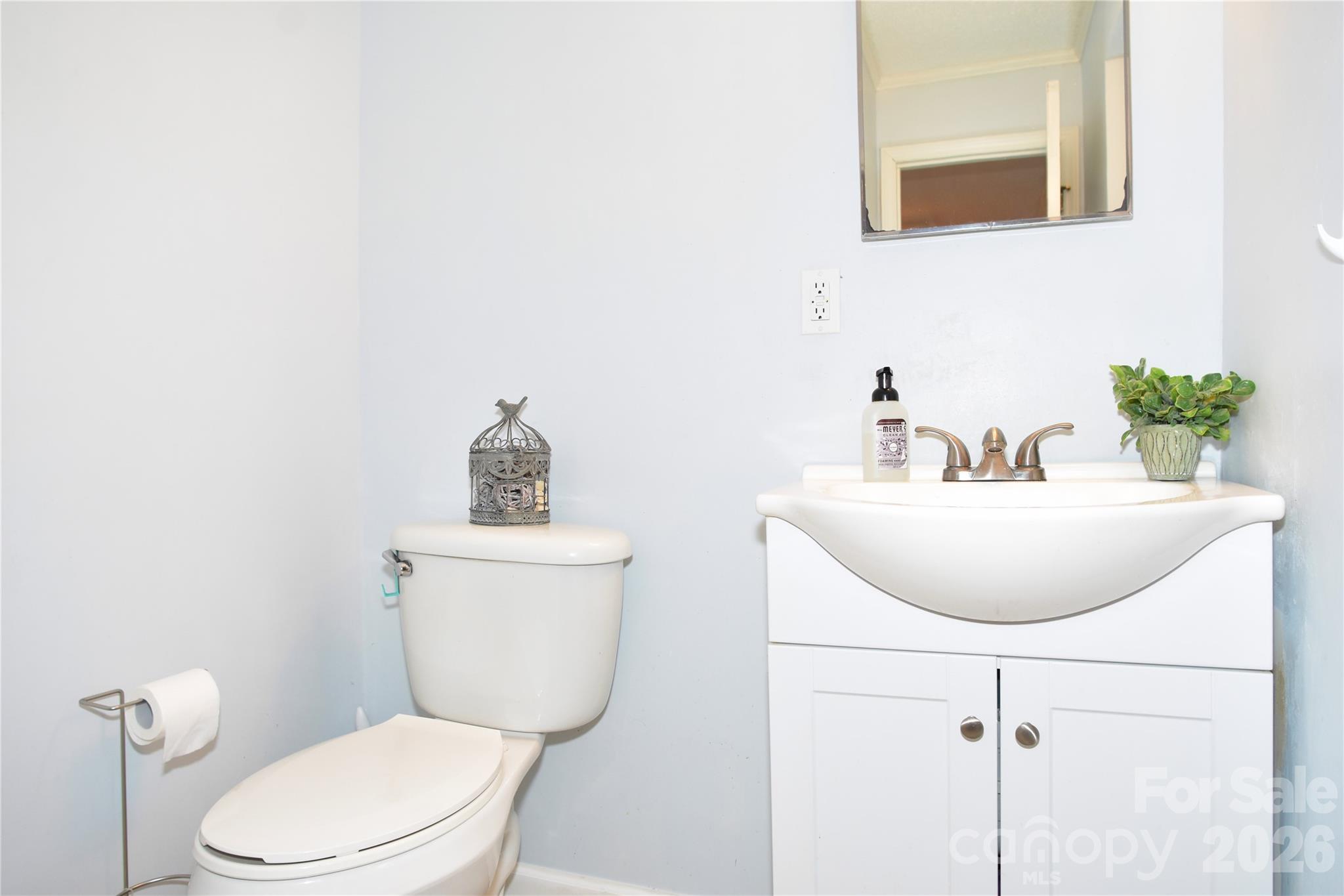 517 McDowell Drive — Chester