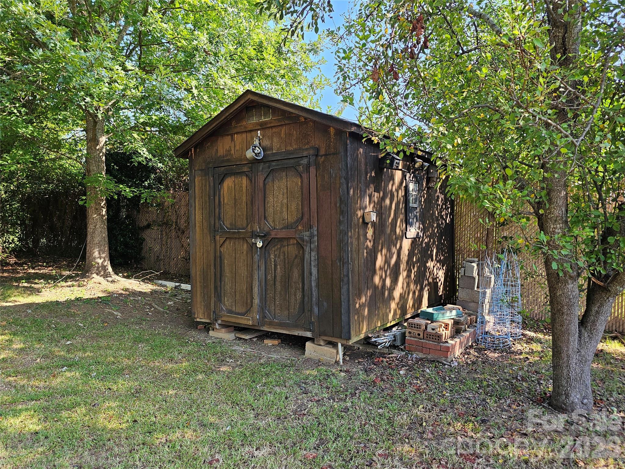 517 McDowell Drive — Chester