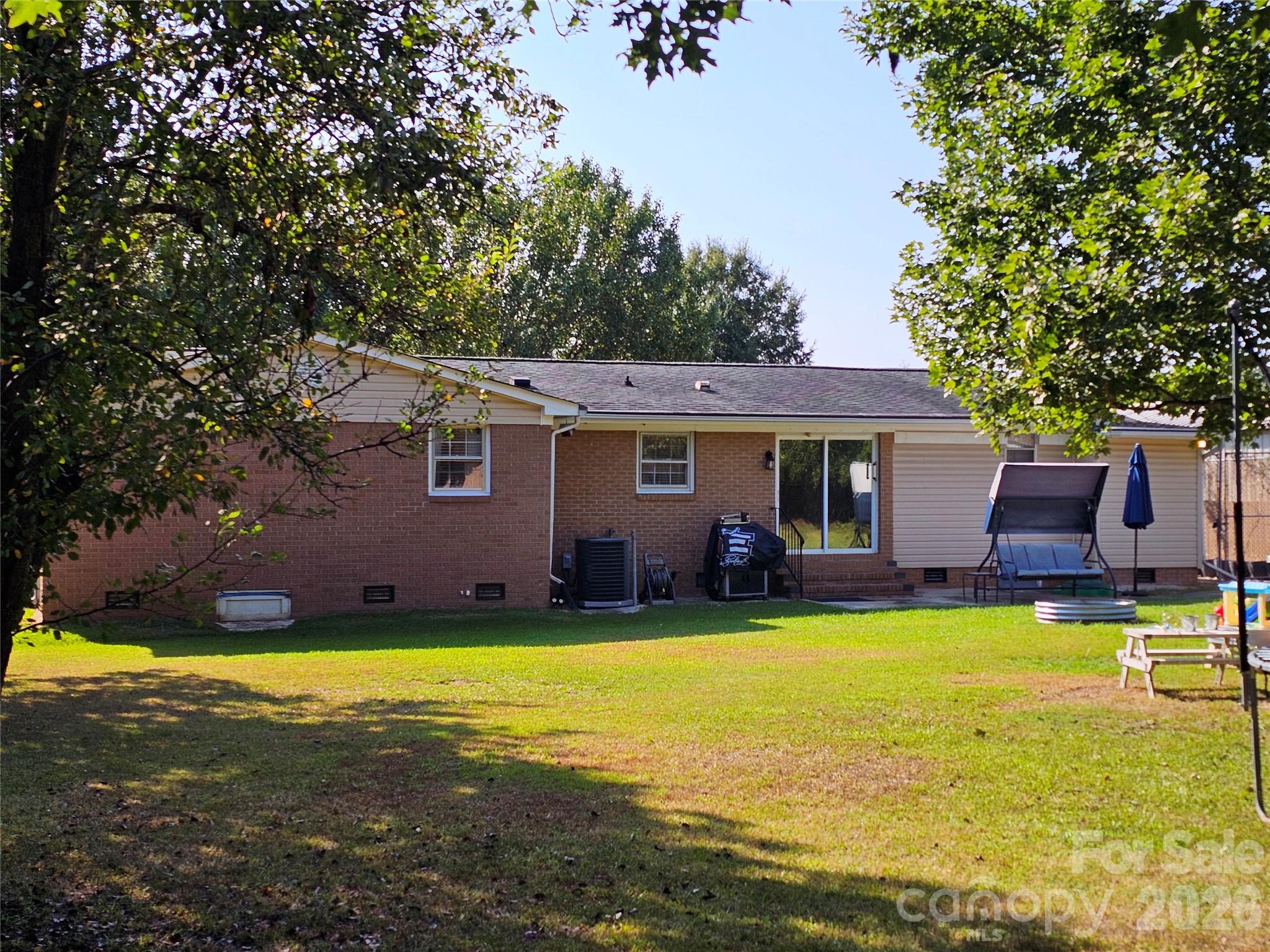 517 McDowell Drive — Chester