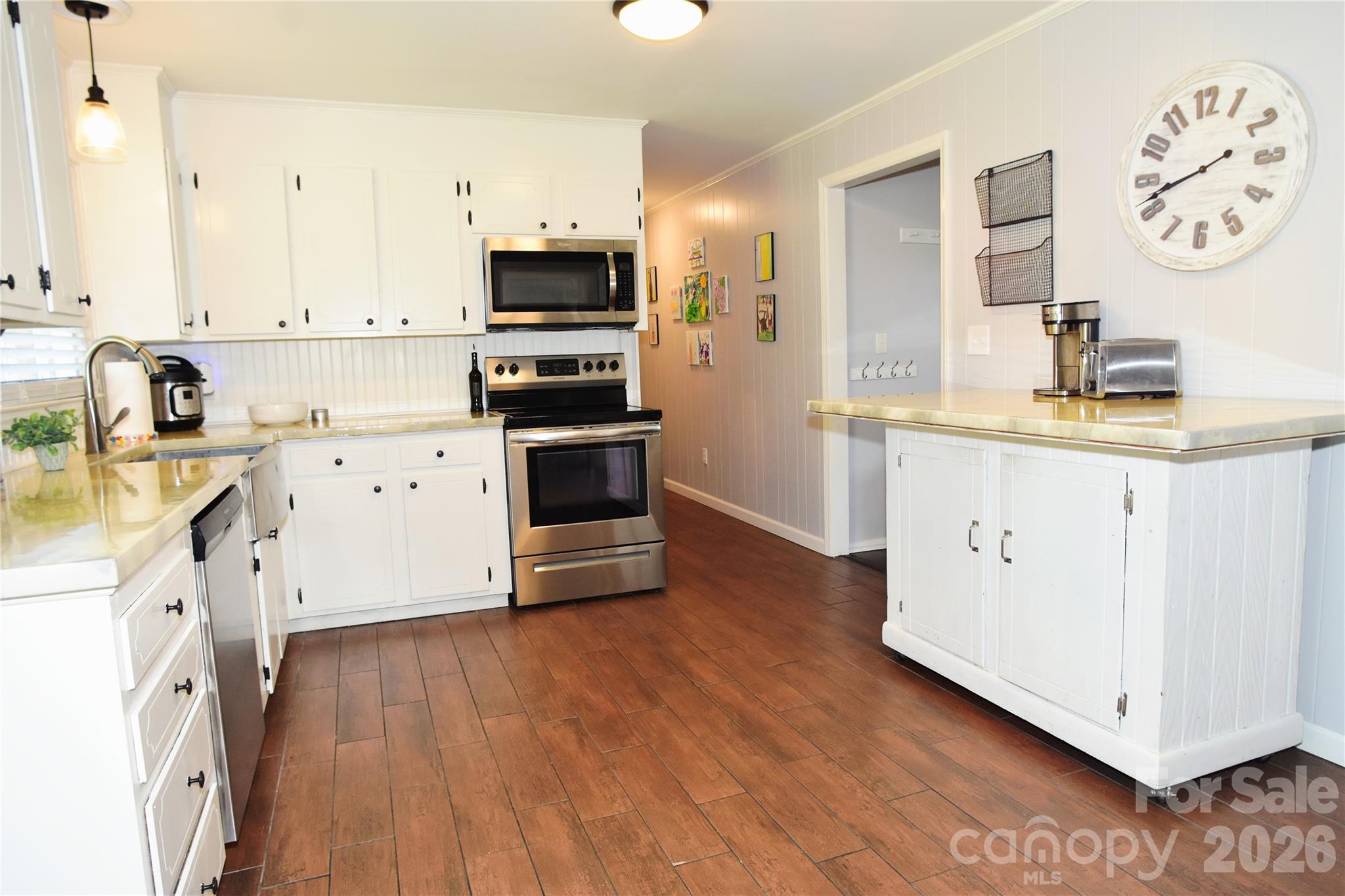 517 McDowell Drive — Chester