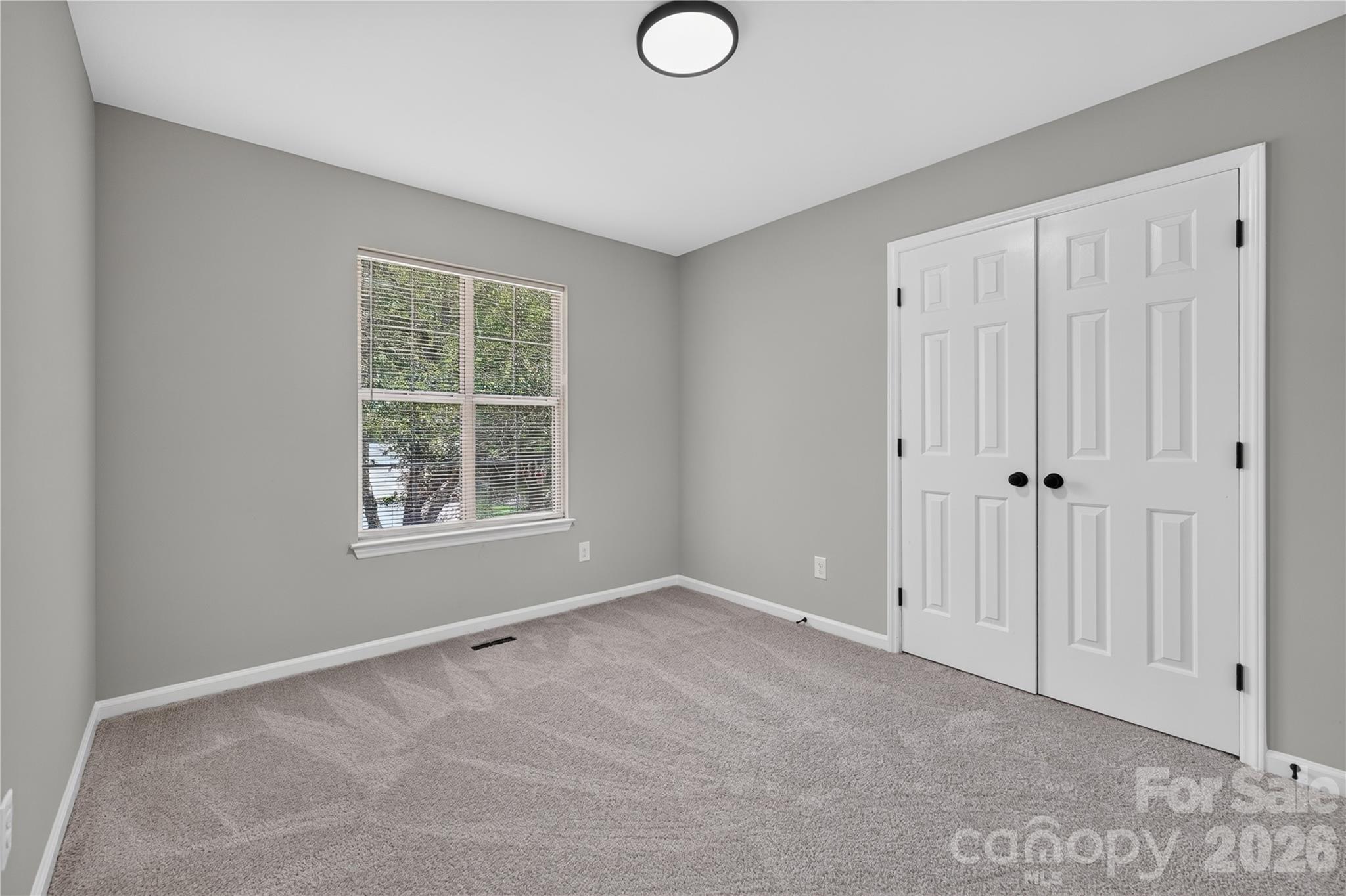 702 Foxborough Road — Charlotte