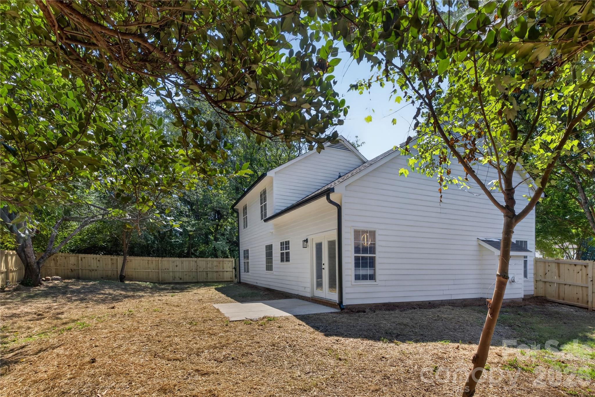 702 Foxborough Road — Charlotte