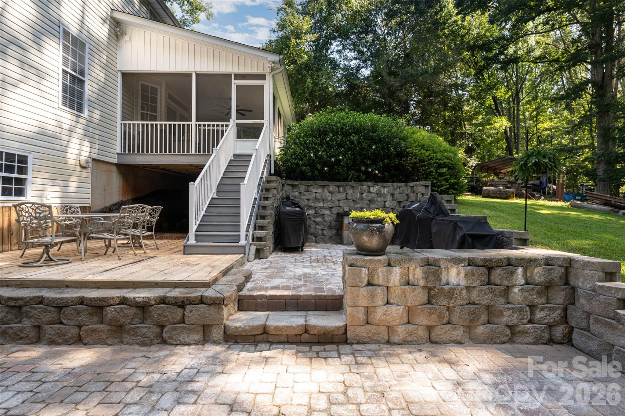 216 Holly Lane — Greer