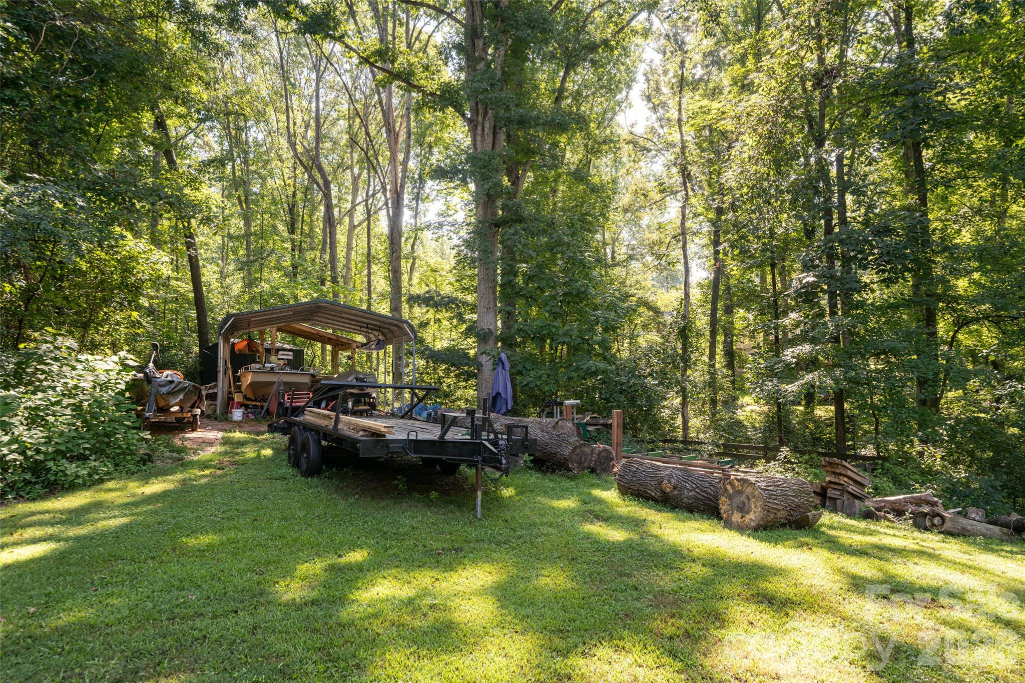 216 Holly Lane — Greer