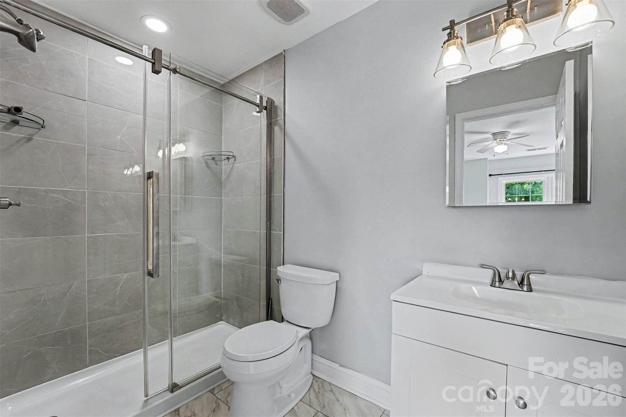 233 E Waterlynn Road #B — Mooresville