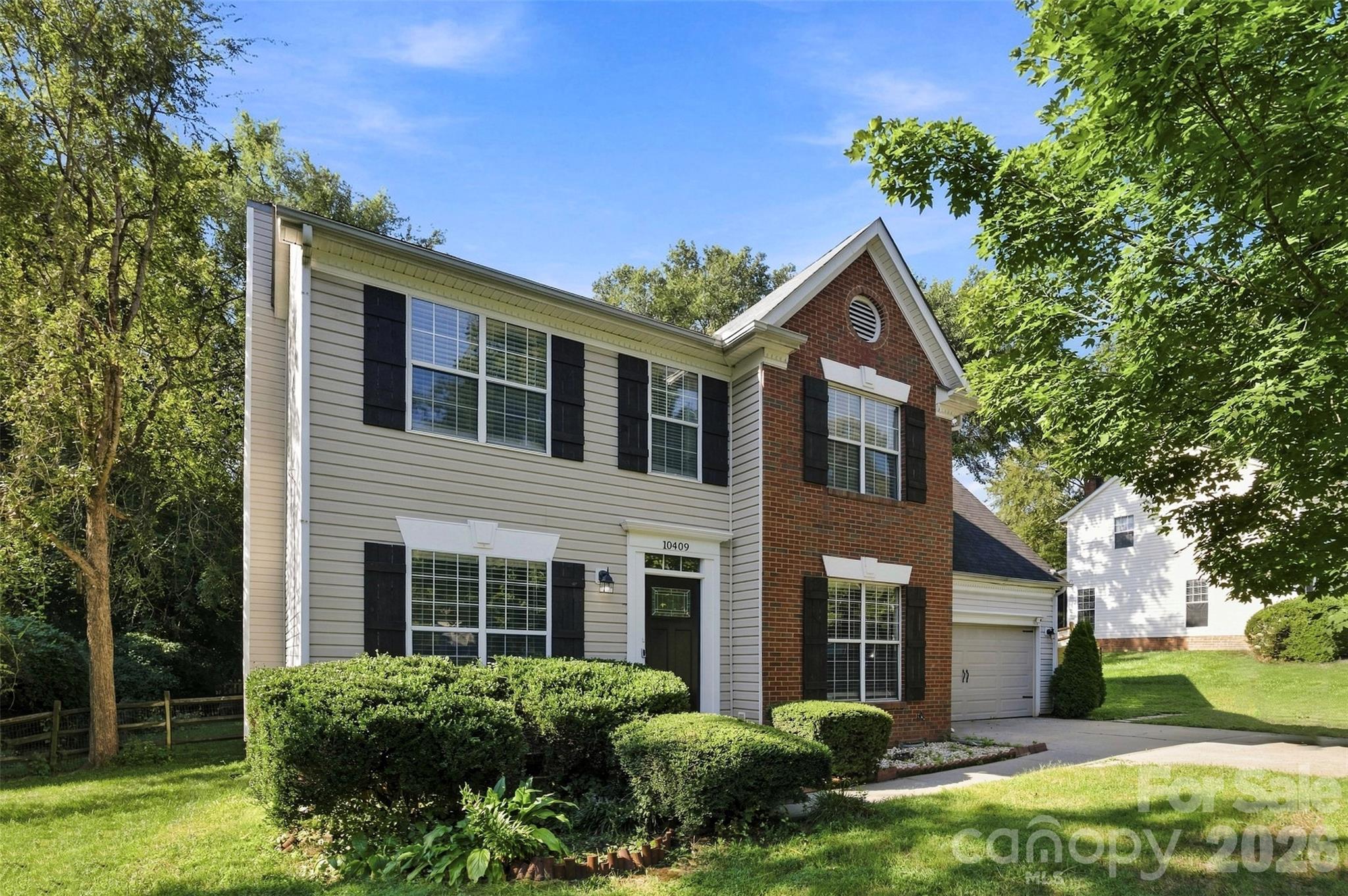 10409 Northwoods Forest Drive — Charlotte