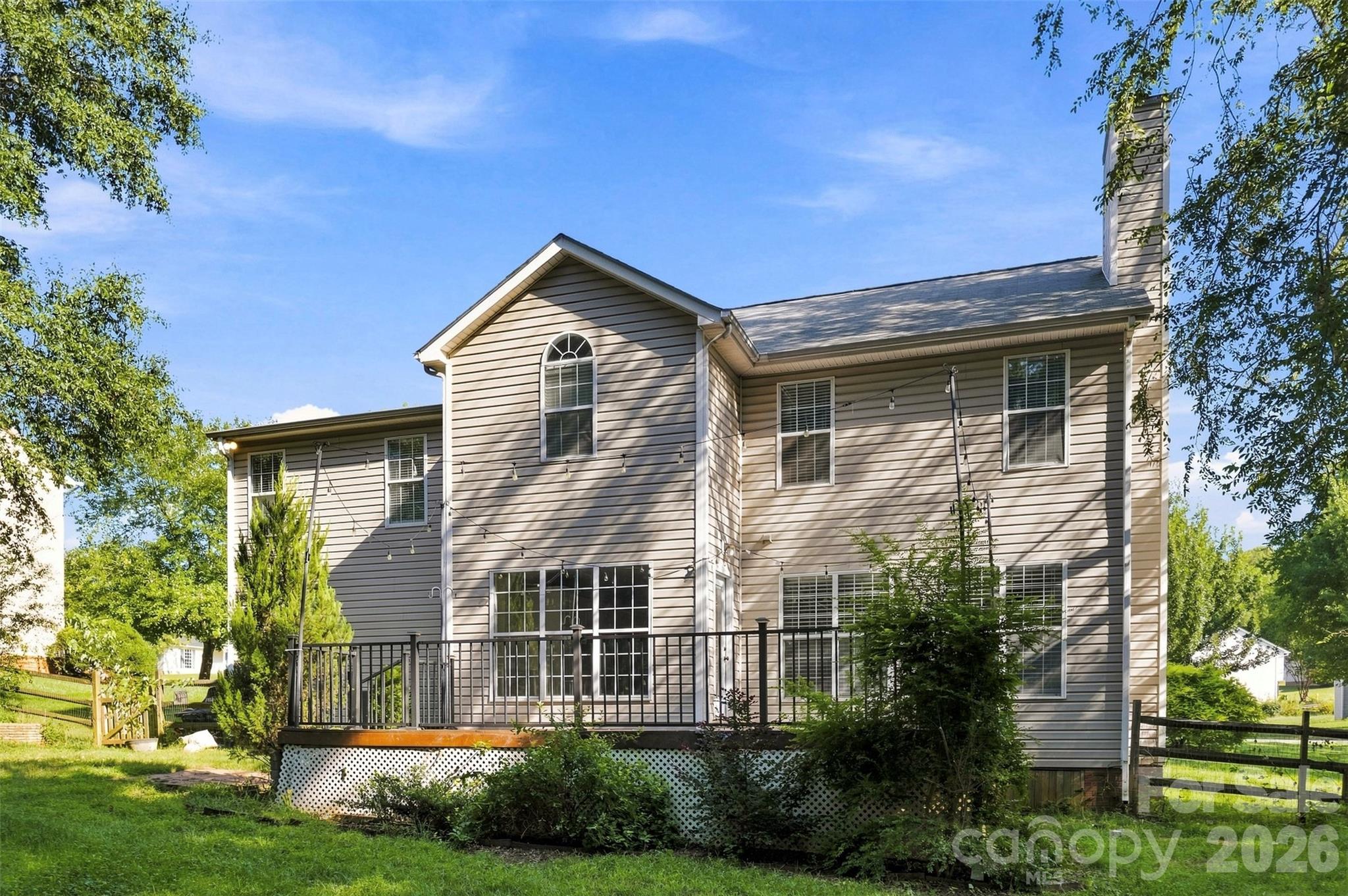 10409 Northwoods Forest Drive — Charlotte