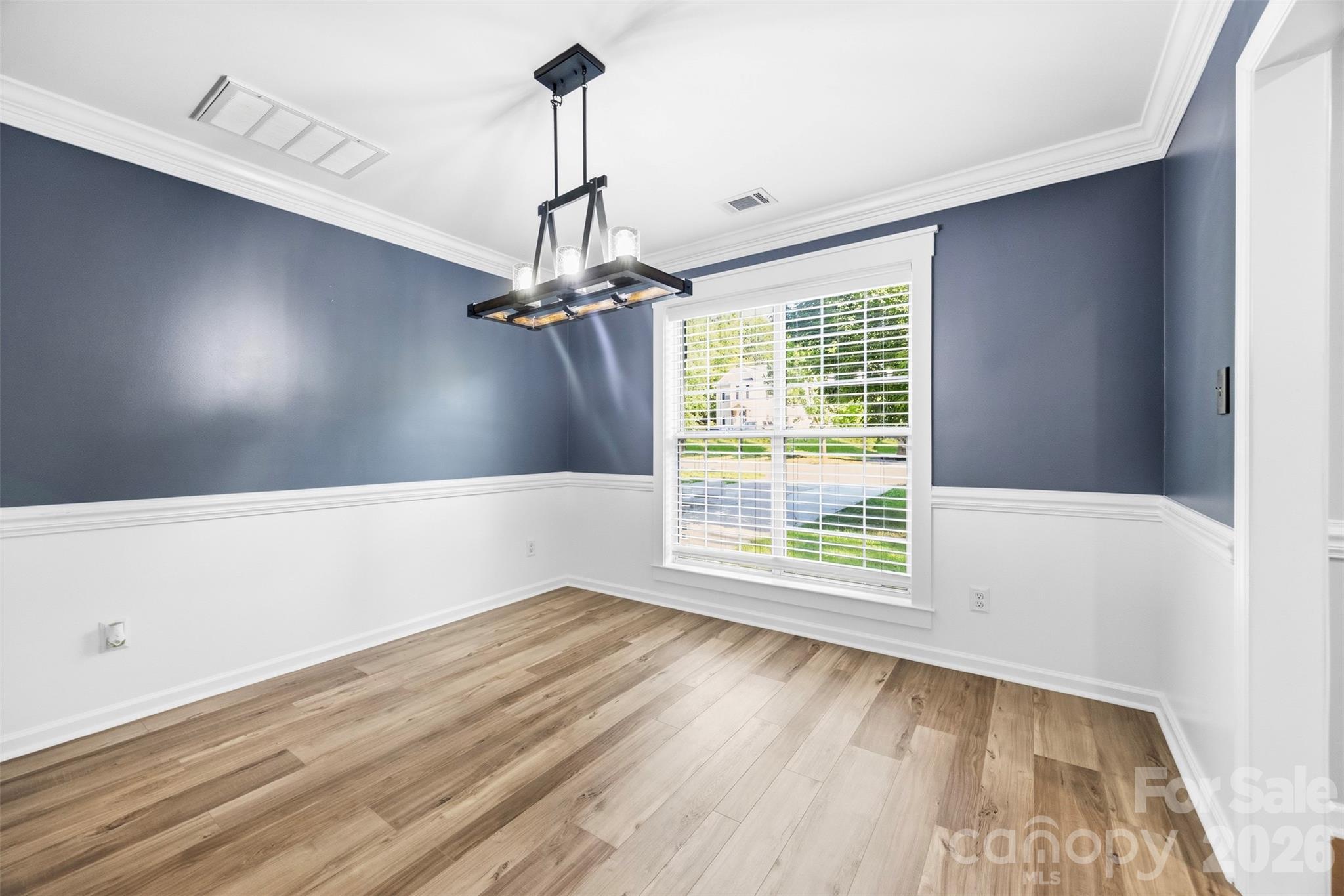 10409 Northwoods Forest Drive — Charlotte