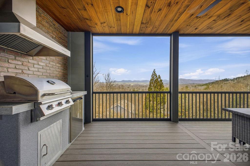 38 Sweetwater Oaks Drive — Fletcher