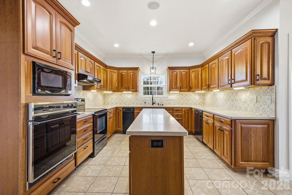 38 Sweetwater Oaks Drive — Fletcher