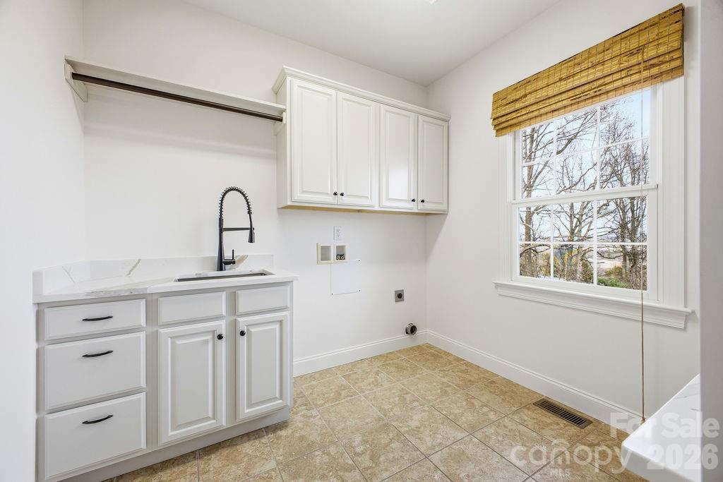 38 Sweetwater Oaks Drive — Fletcher