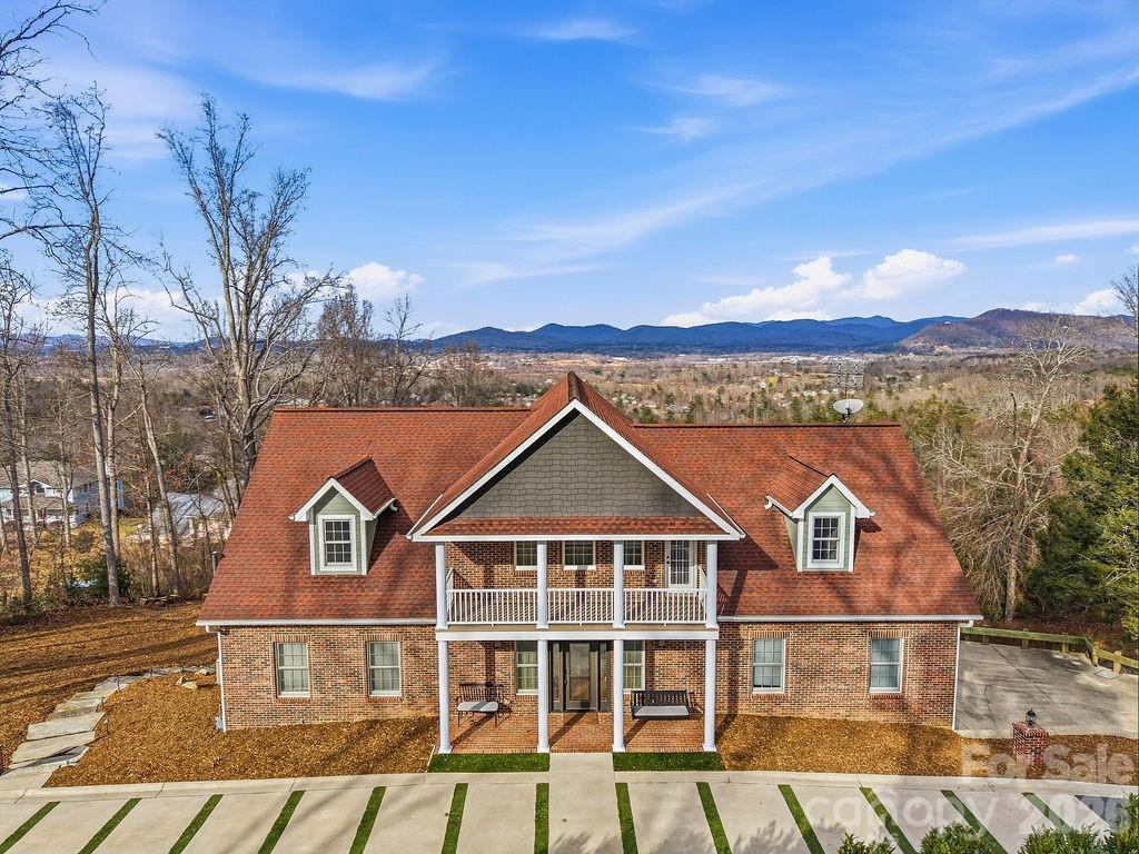 38 Sweetwater Oaks Drive — Fletcher