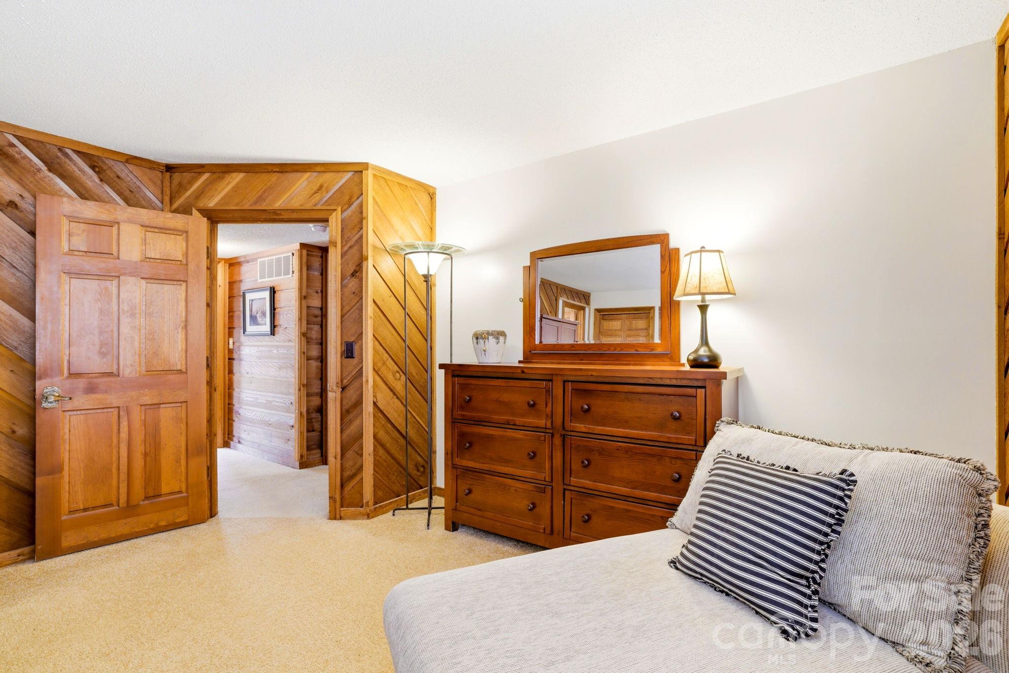 221 Toxaway Falls Drive #1 — Lake Toxaway