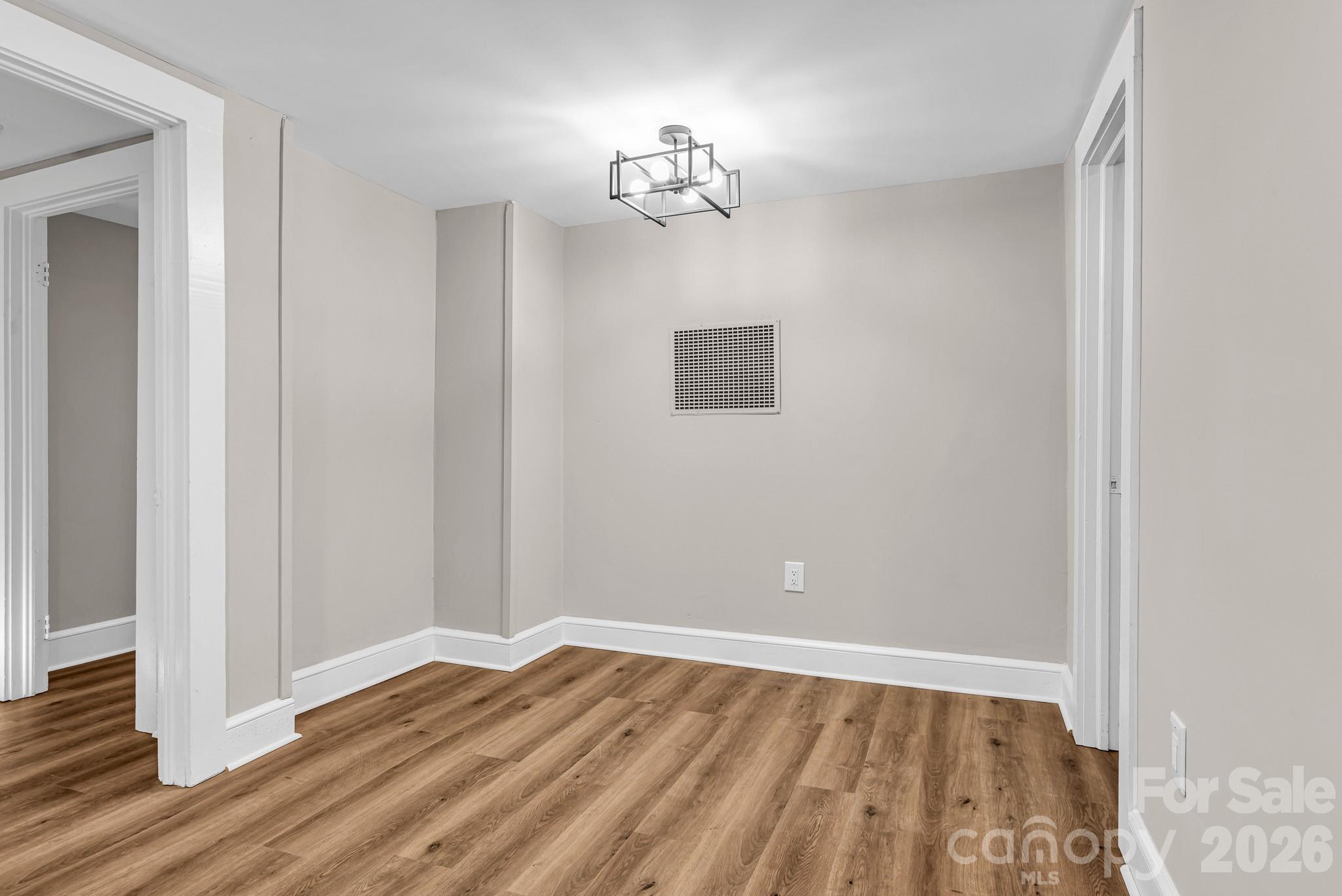 344 Owens Road — Lexington