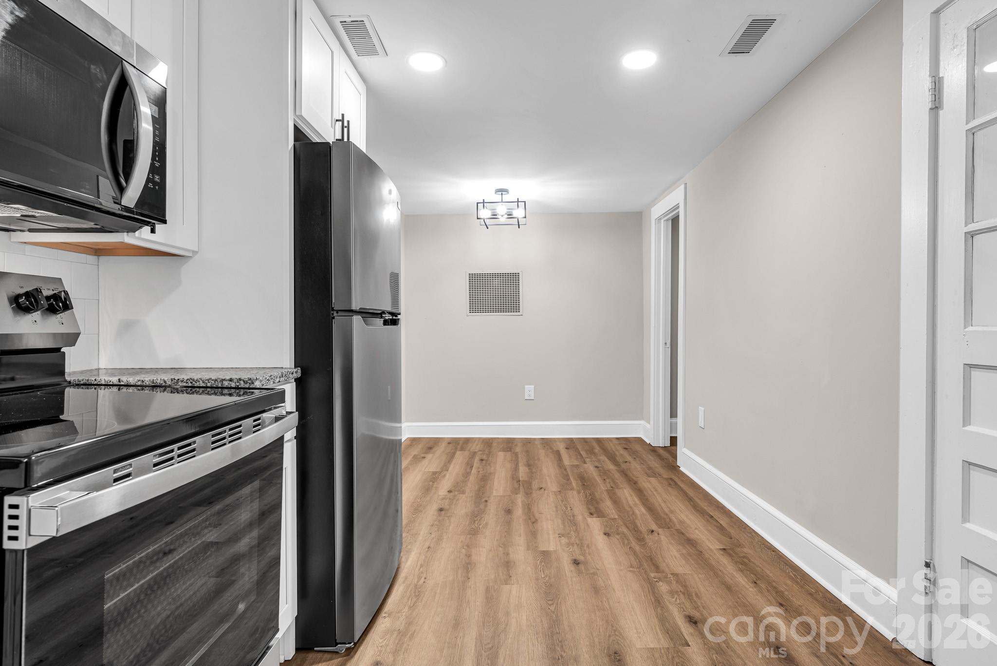 344 Owens Road — Lexington