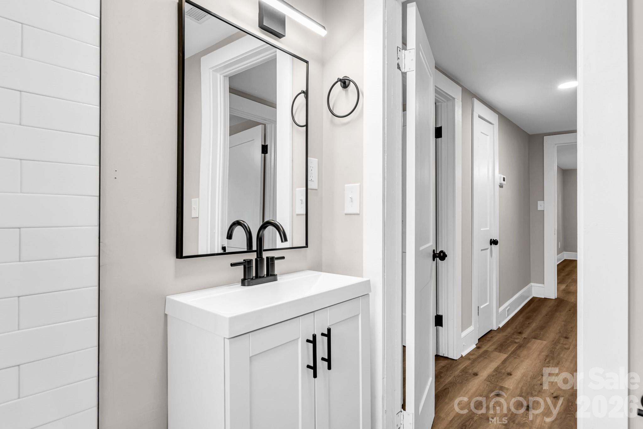 344 Owens Road — Lexington