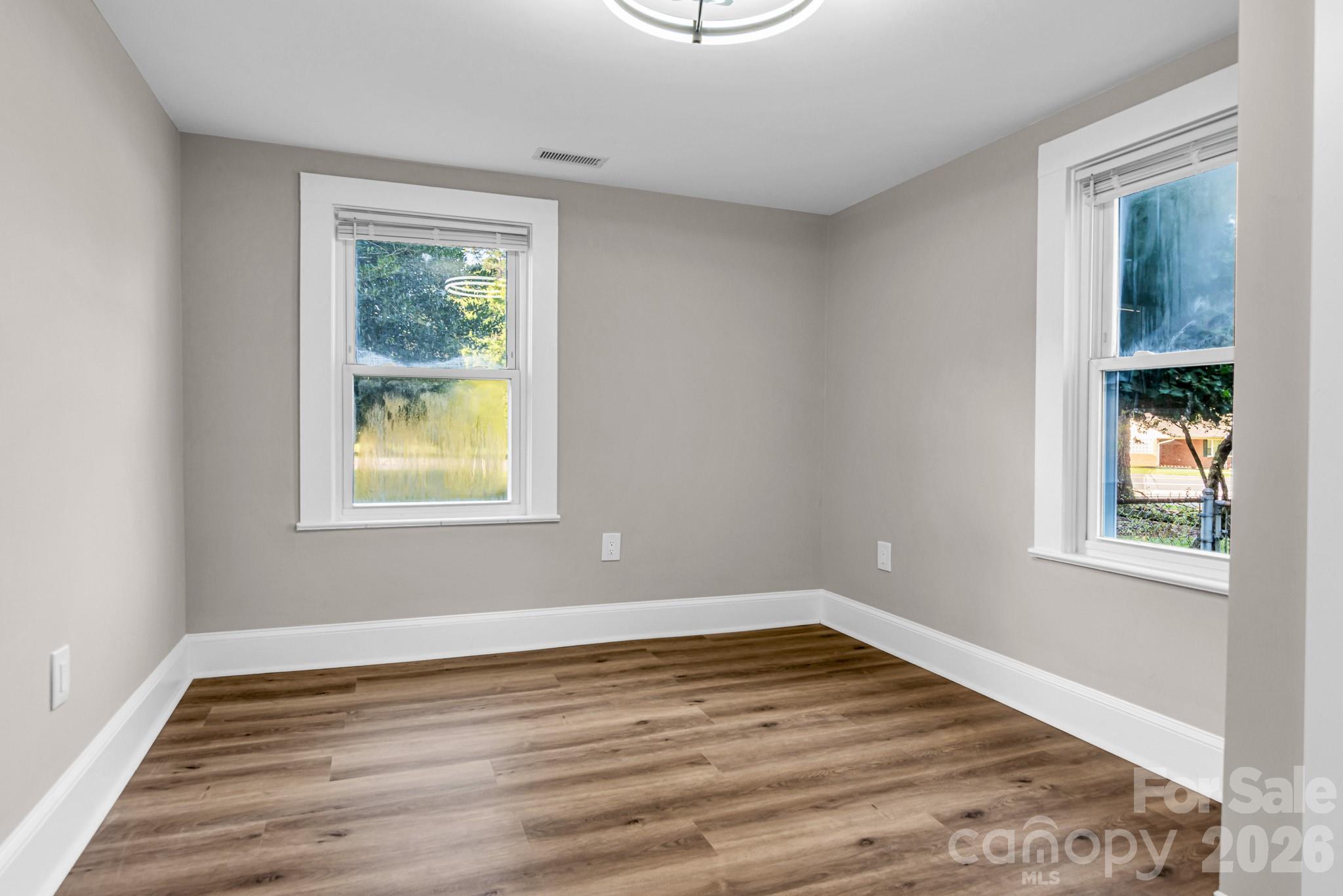 344 Owens Road — Lexington
