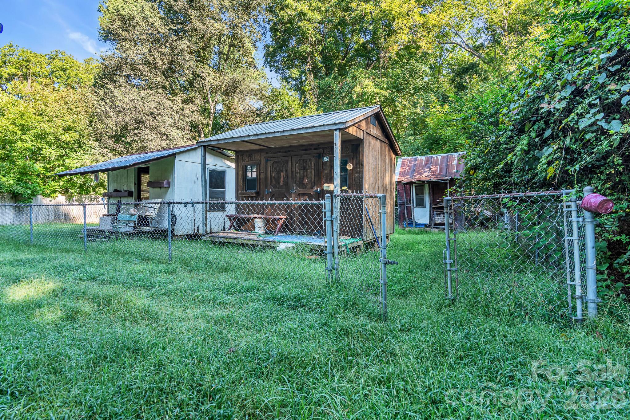 344 Owens Road — Lexington